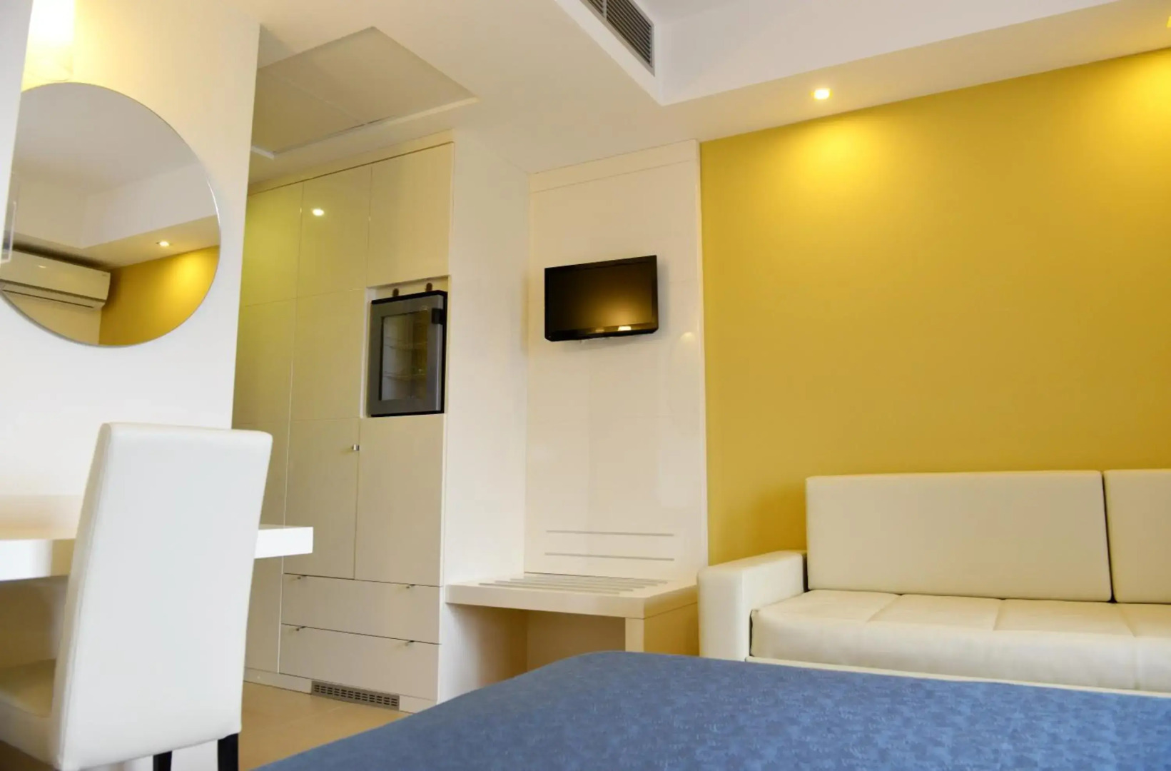 Prince Franklyn Hotel