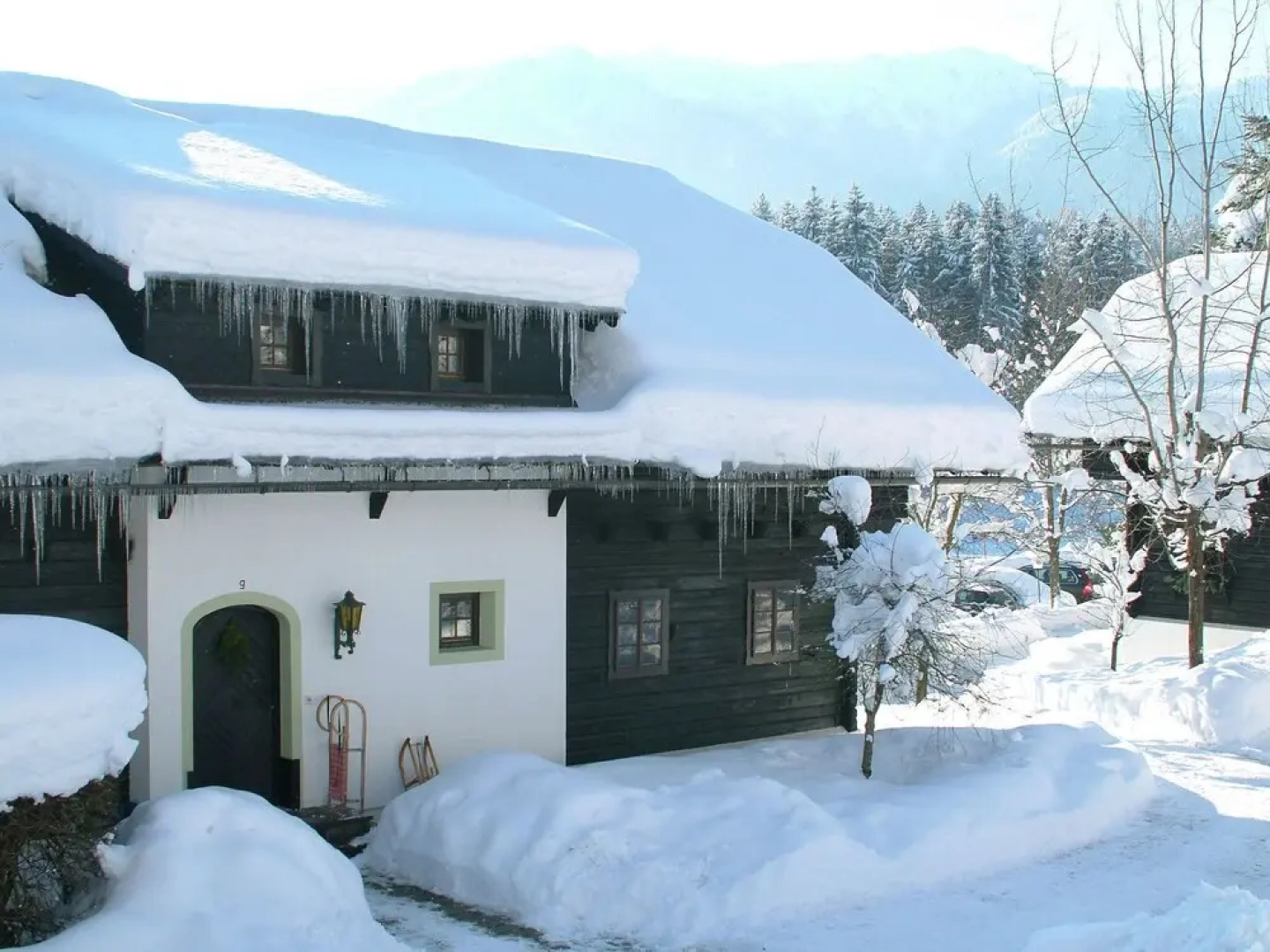 Authentic Apartment in Oberaichwald Near Hiking Area