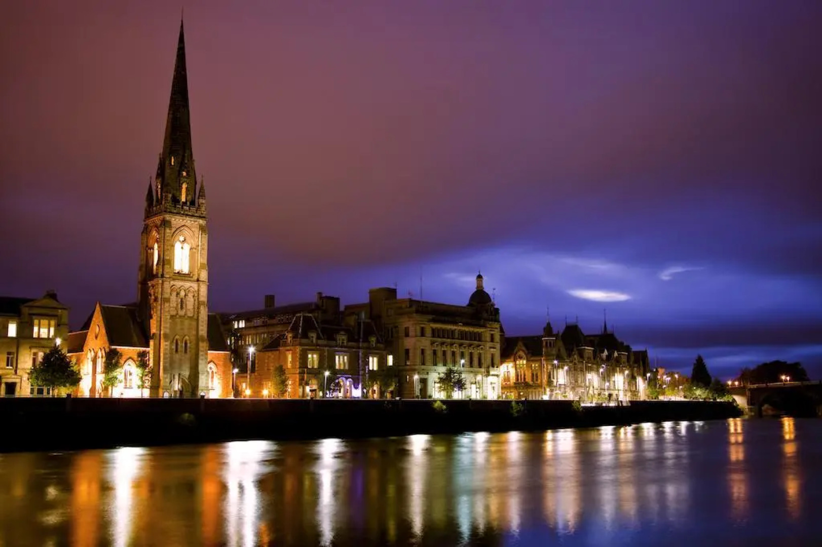 Clover Holidays - Leslie House