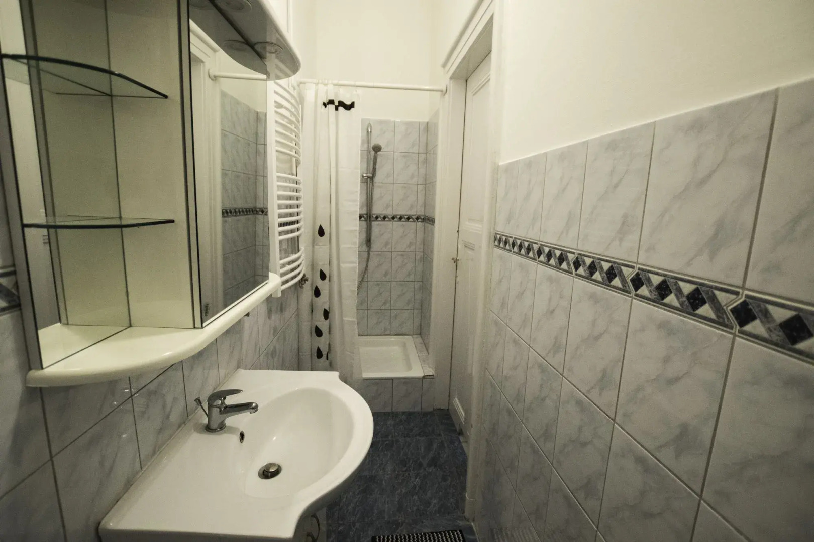 Baroque Hostel & Coworking