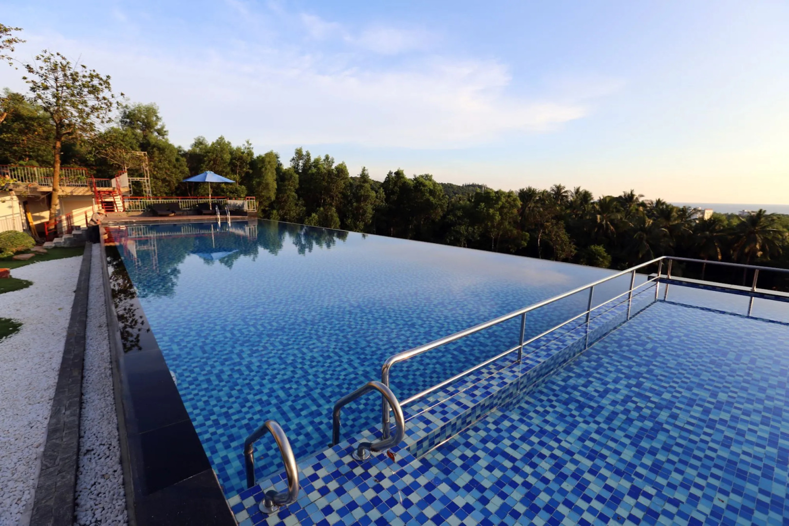 Tom Hill Boutique Resort & Spa - Sea View