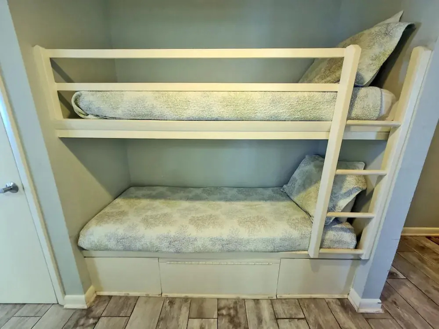 Westwind by Youngs Suncoast