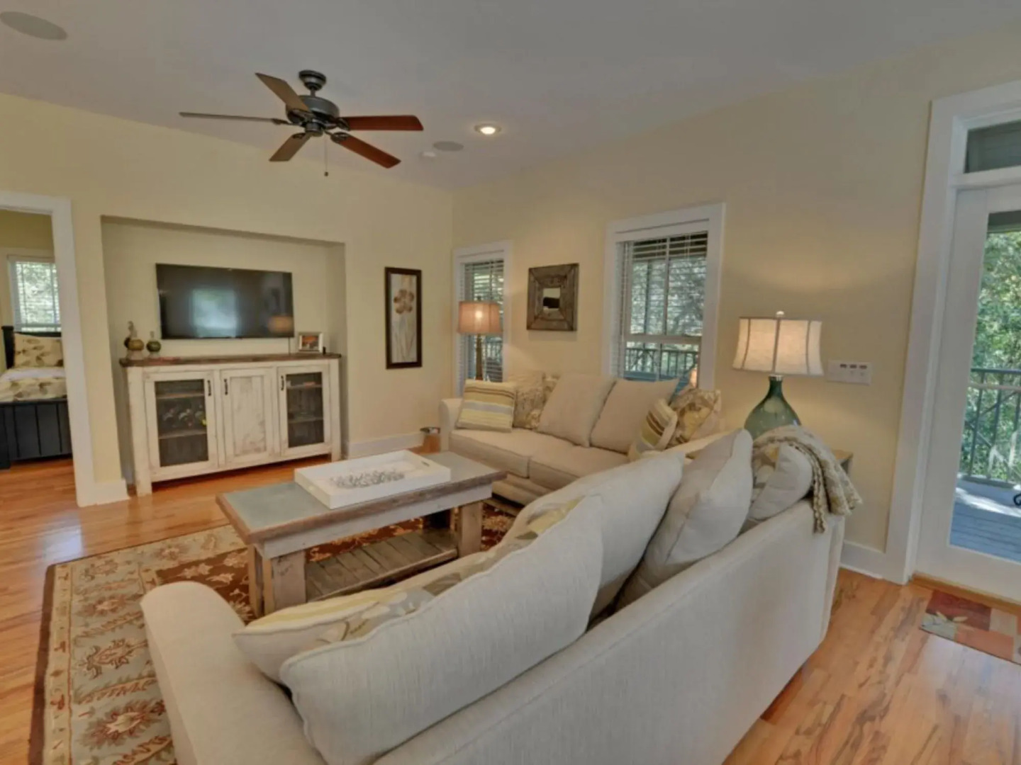 VM 4145 by RedAwning