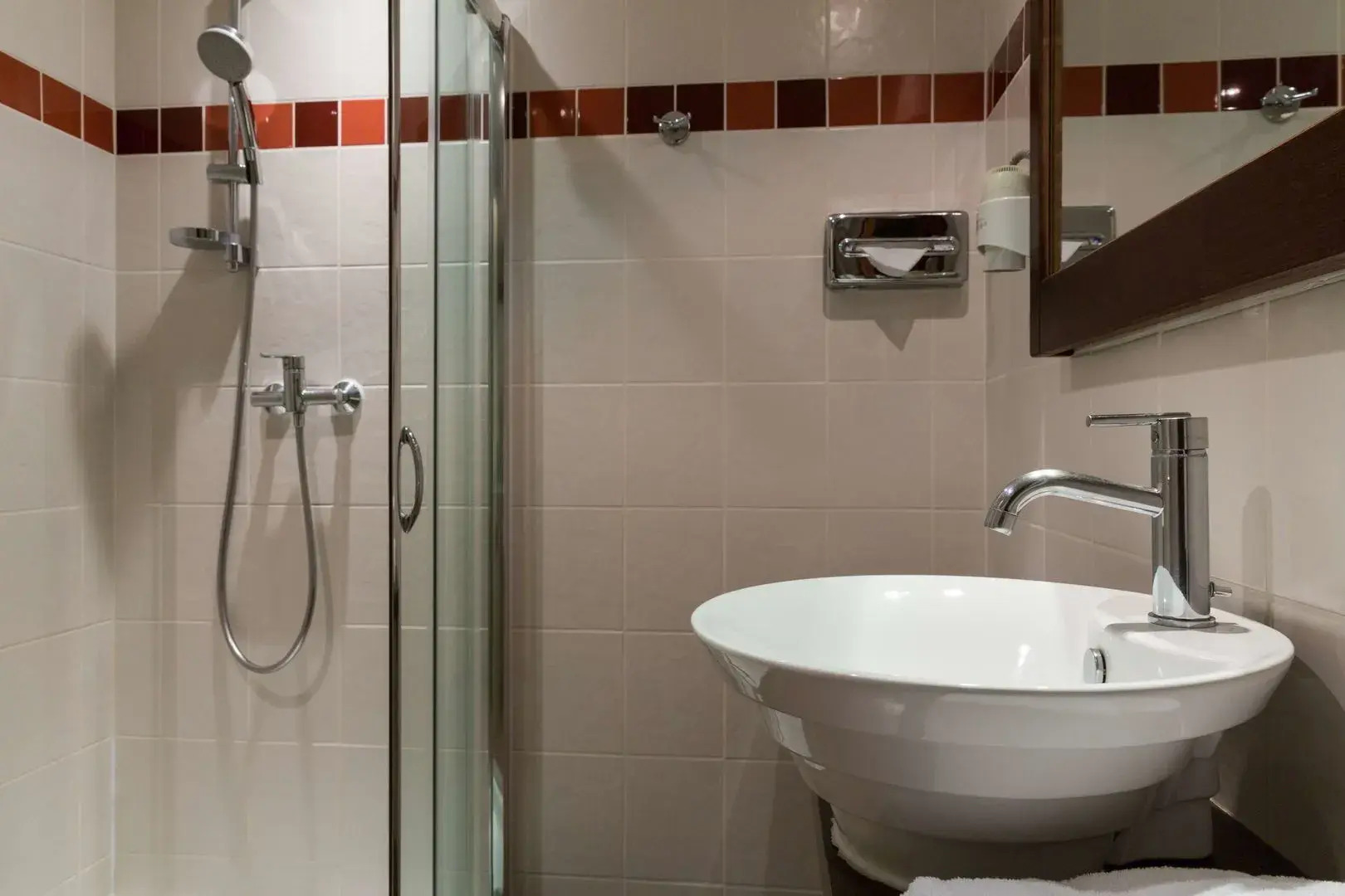 The Originals City, Hôtel L'Iroko