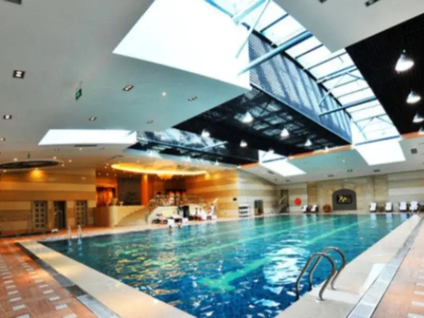 Metropark Hotel