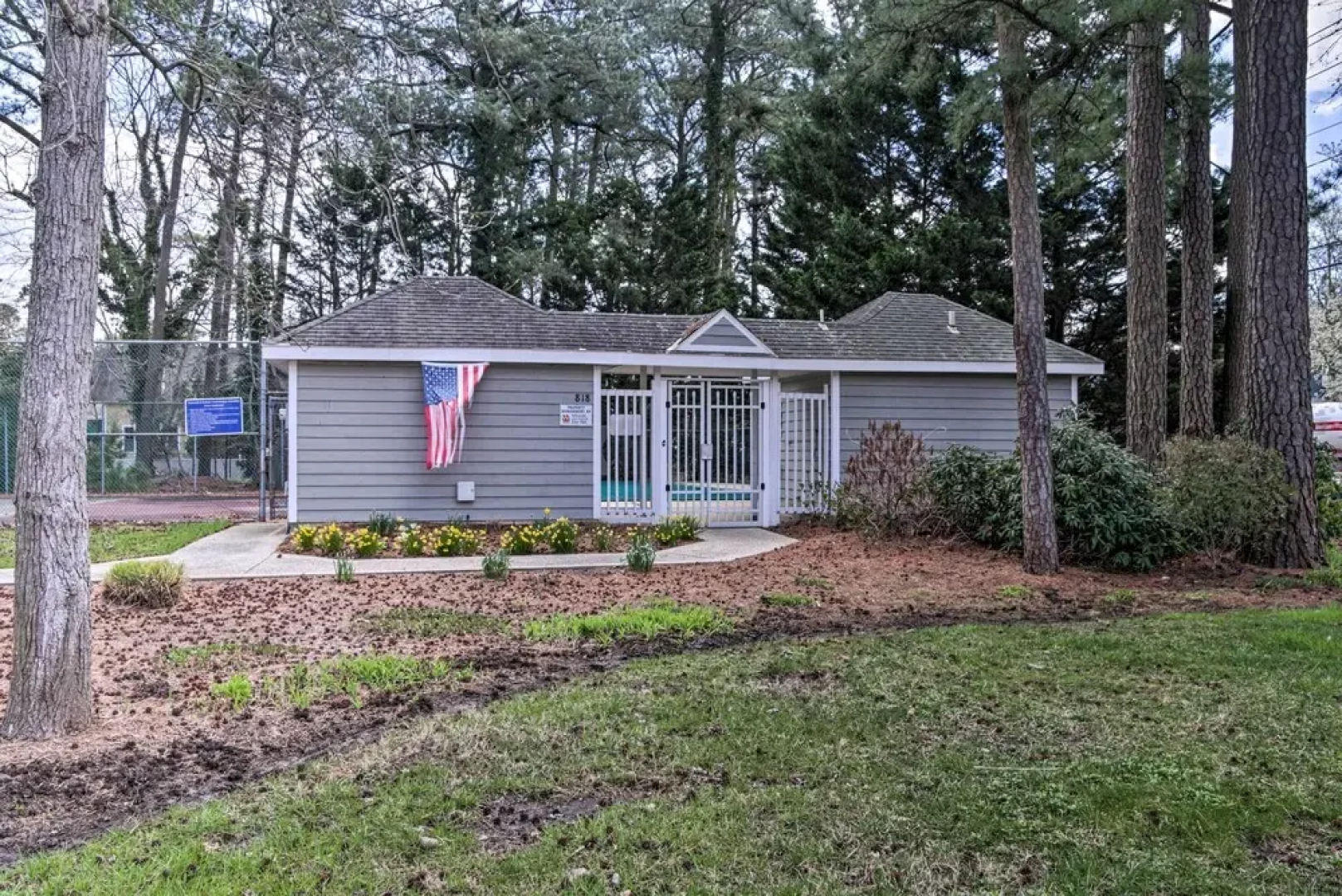 1 Mi to Beach & Boardwalk: Family Townhome