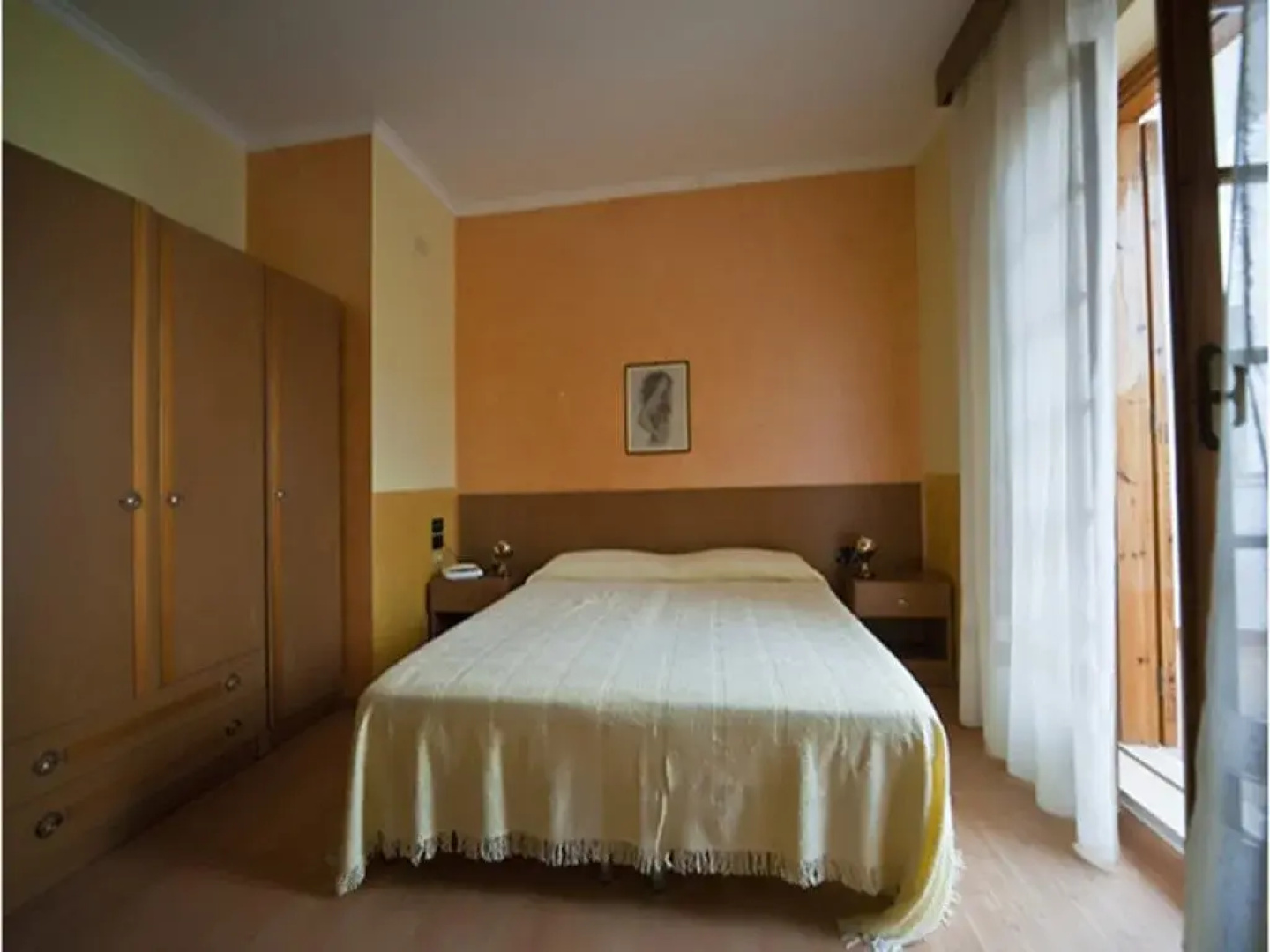 Hotel Apeneste