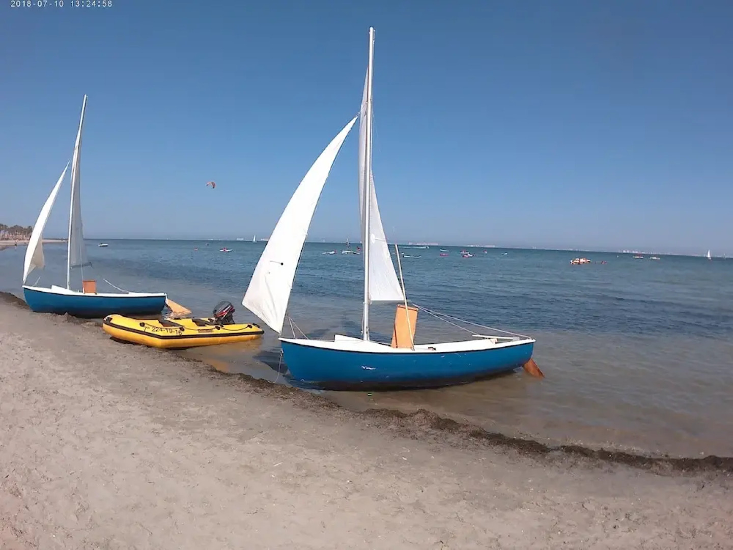 Residencia Las Claras del Mar Menor - Hostel