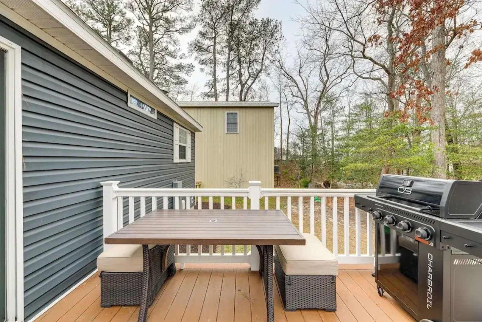 1 Mi to Outlets Ocean City: Home w/ Large Yard!