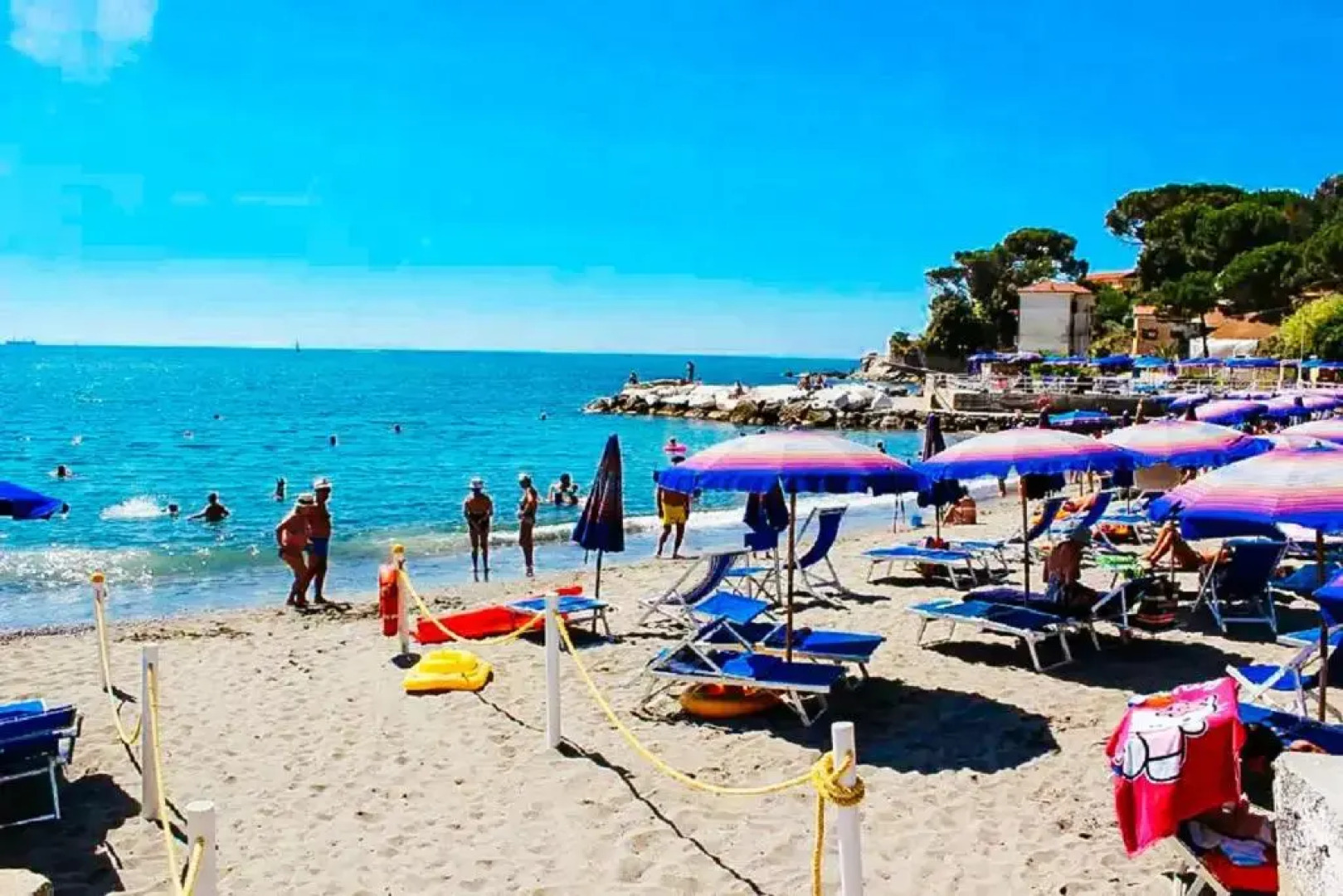 Chalet Grand Charme voor 4 personen op Camping River Village - JoyCasa