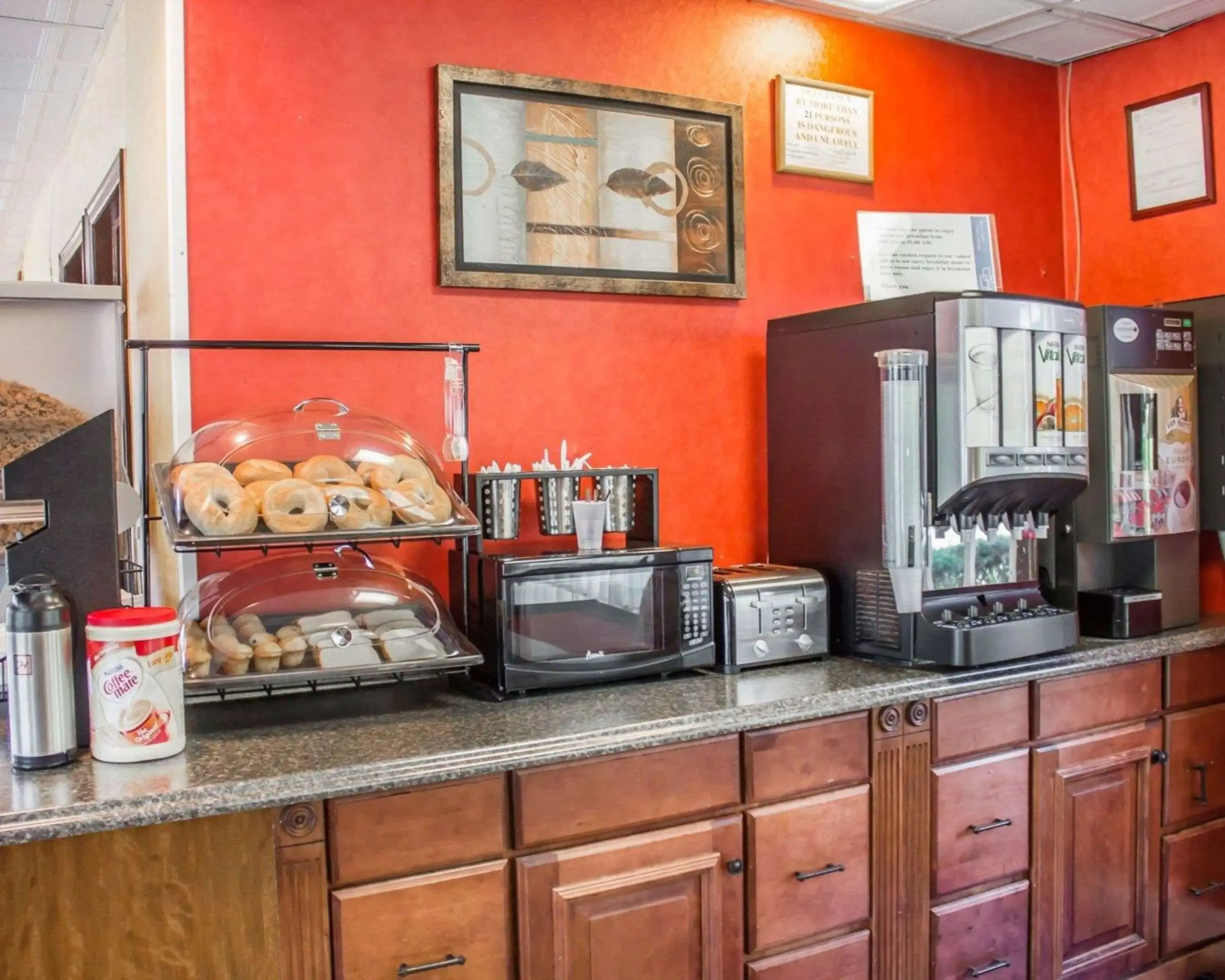 Rodeway Inn Huntington Station - Melville