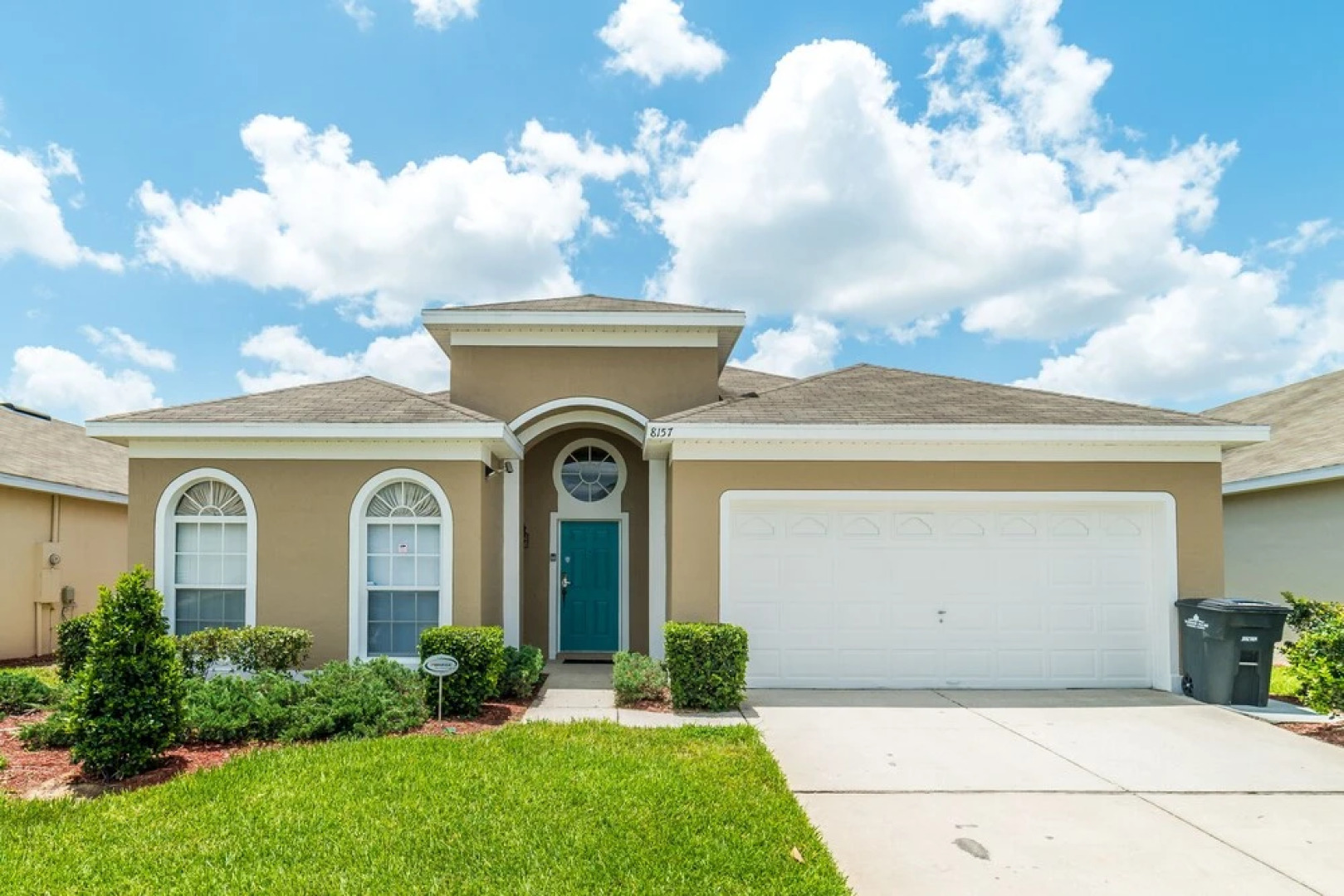 Windsor Palms Resort Homes, Townhomes & Condos