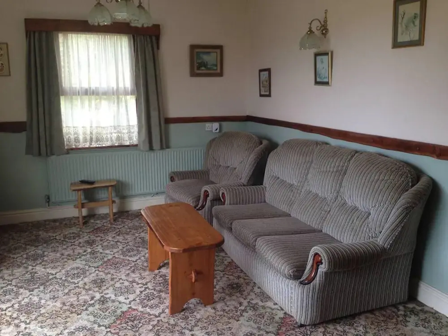 Relax in Sunset View Cottage on Cwmiar Farm