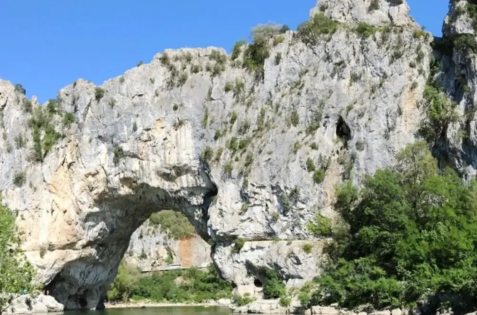 Apartment With one Bedroom in Ruoms - 400 m From the Beach