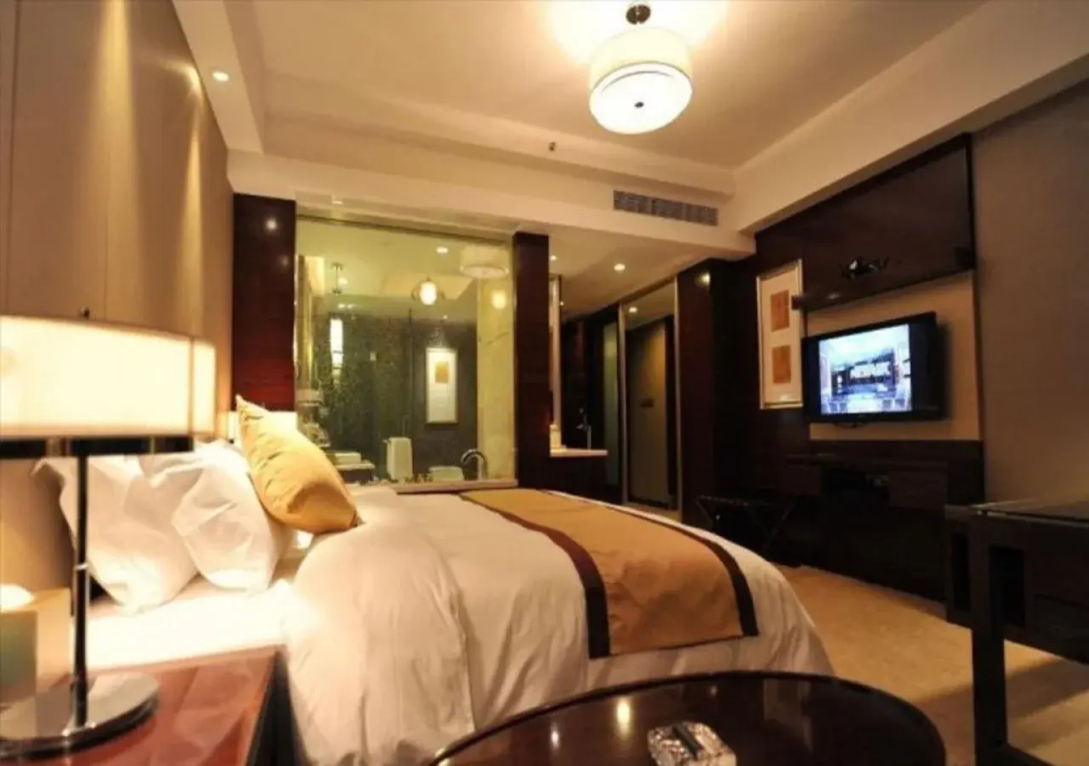 Sovereign Hotel Zhanjiang