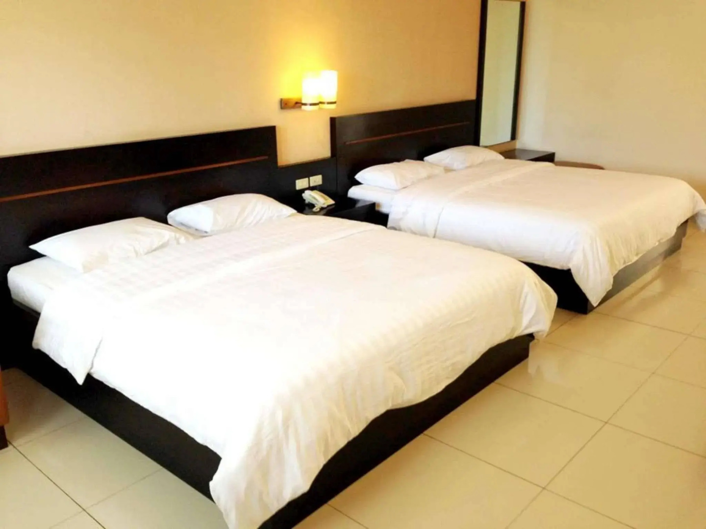 Laut Biru Resort Hotel