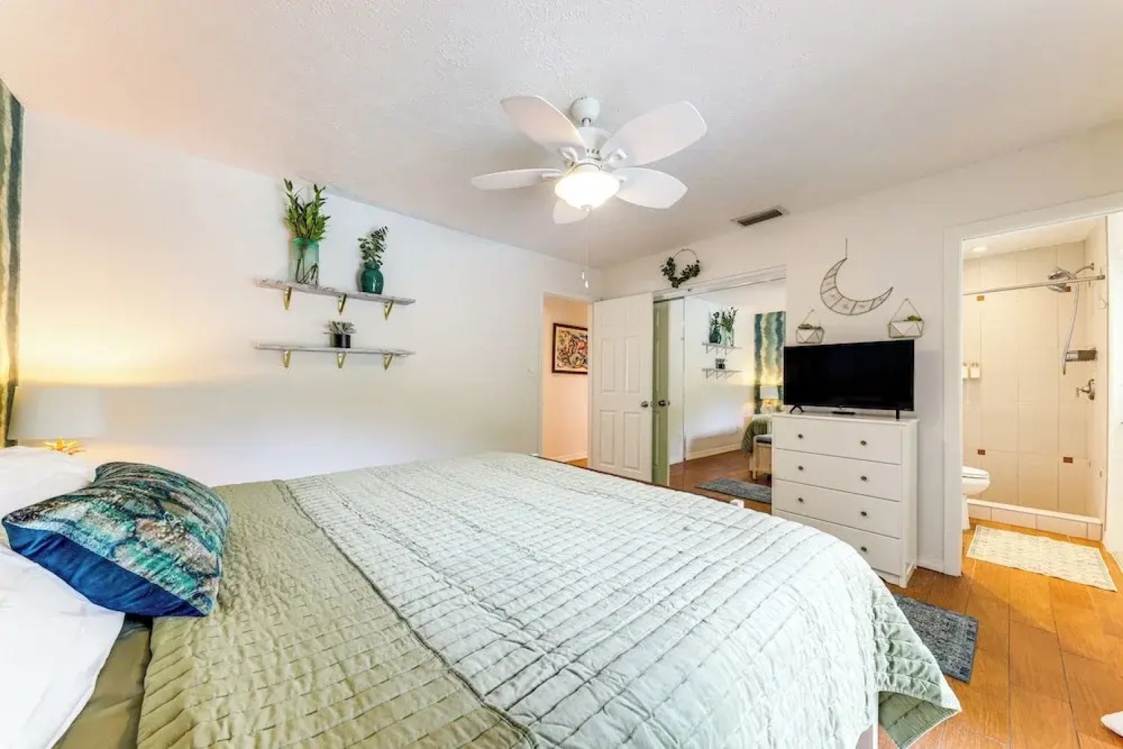 Tropical Pool Oasis on 1/4 Acre by Downtown Stuart