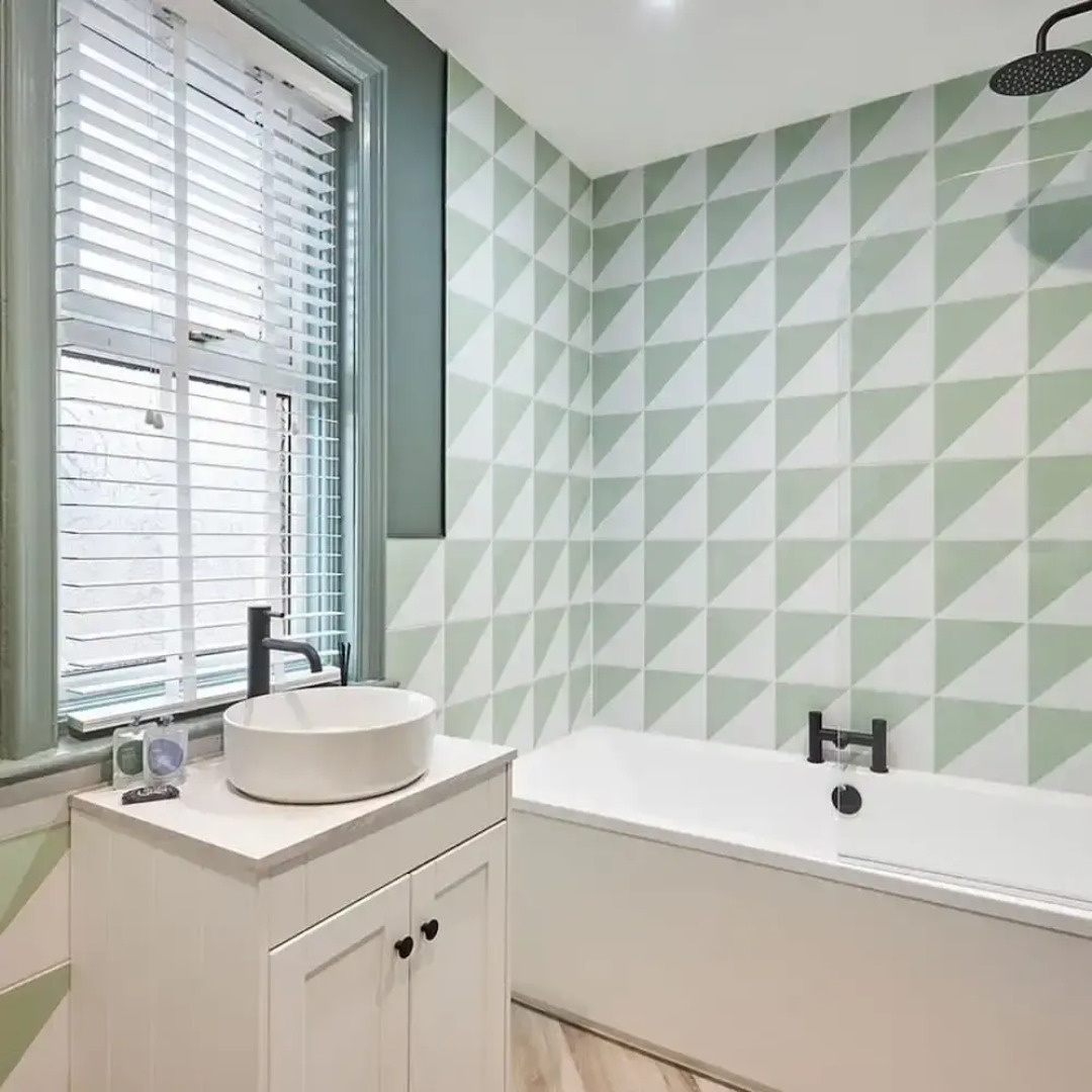 Host Stay Kittiwake House