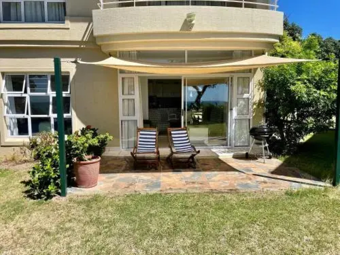 Albatross Guest House