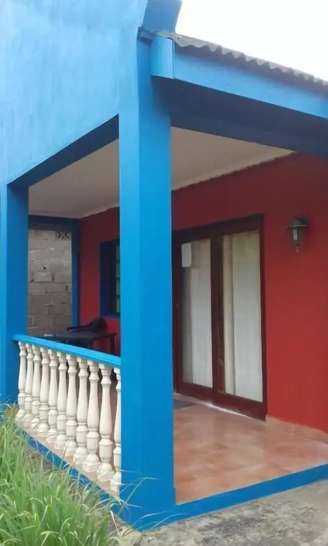 Waves Lodge