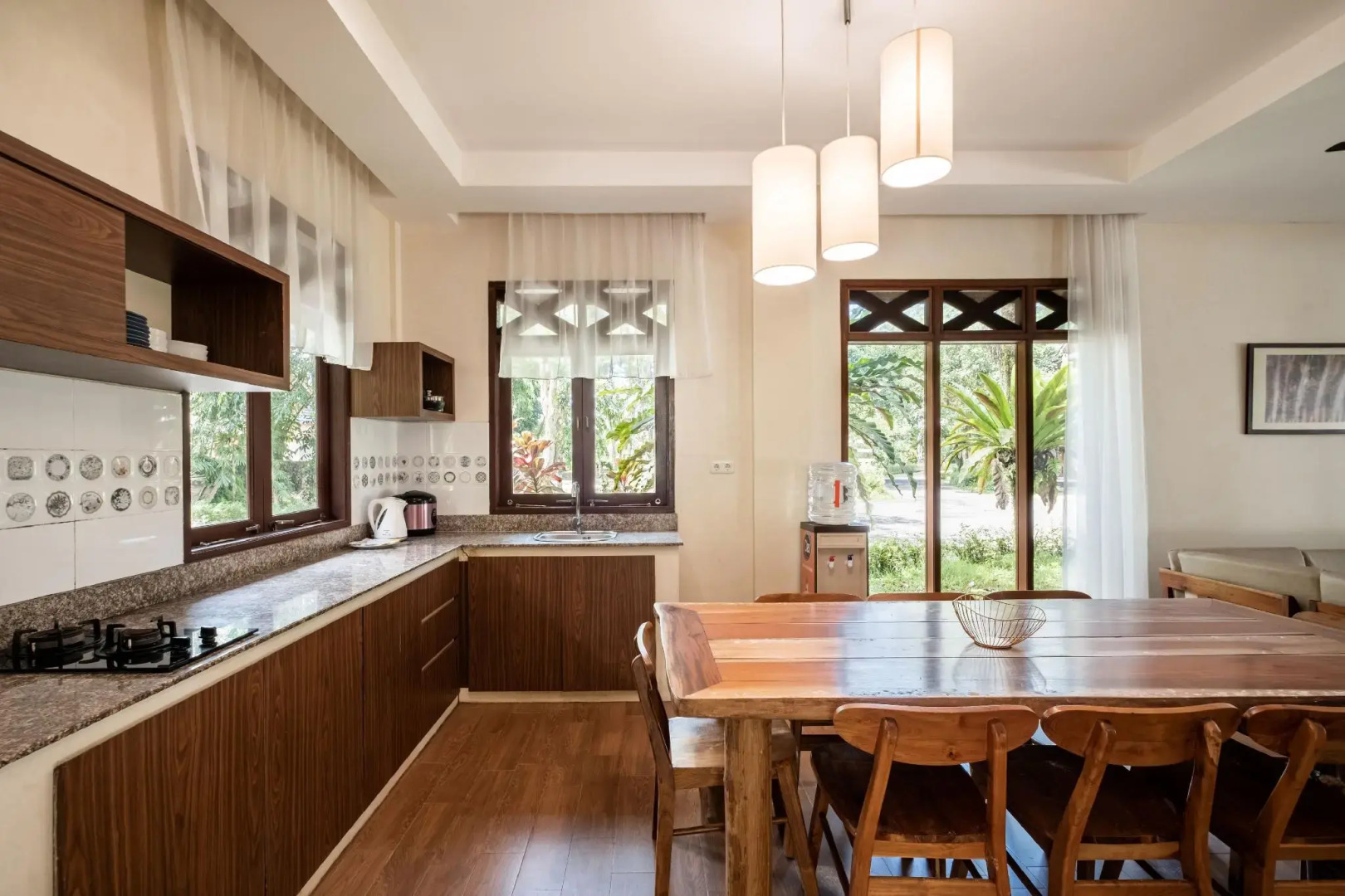 Mutiara Carita Cottages