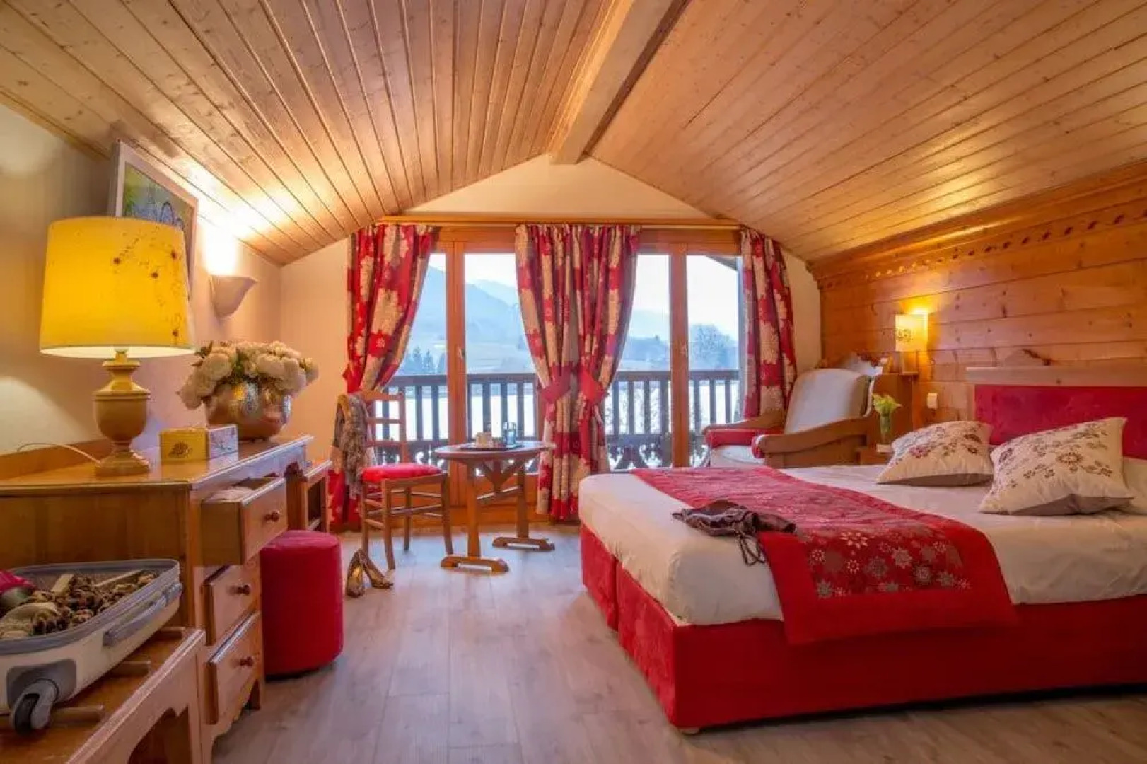 Lancolie "Chalet Du Lac"