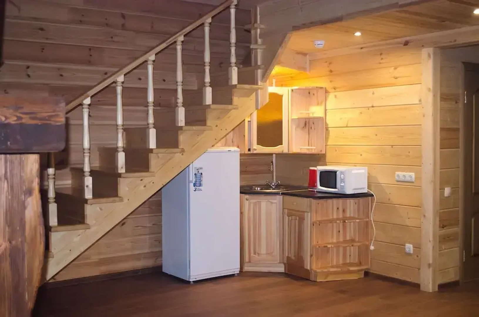 Загородный отель «Лесное озеро»