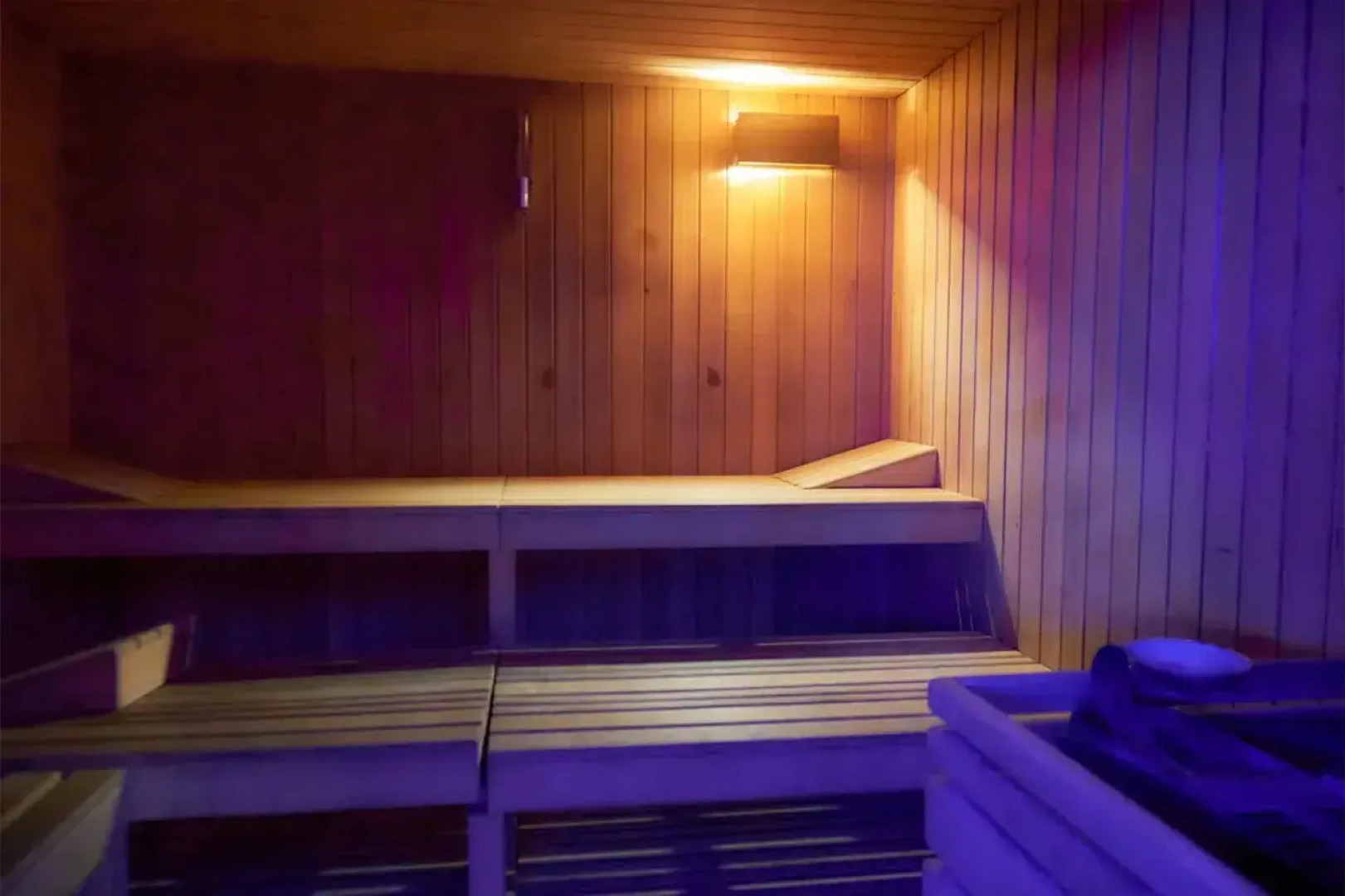 Sunshine Hotel & Spa