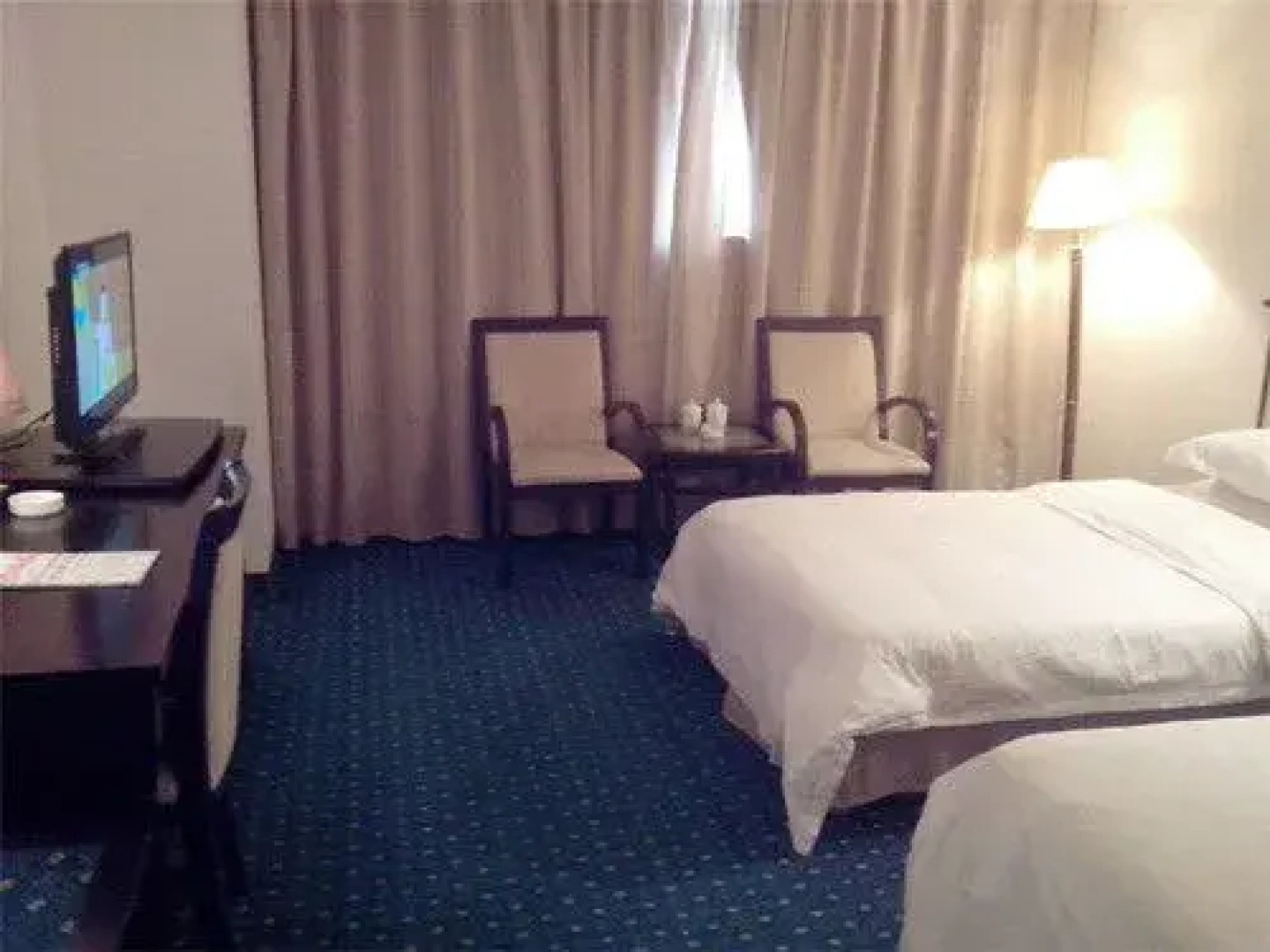 Sunny Hotel - Xinyang