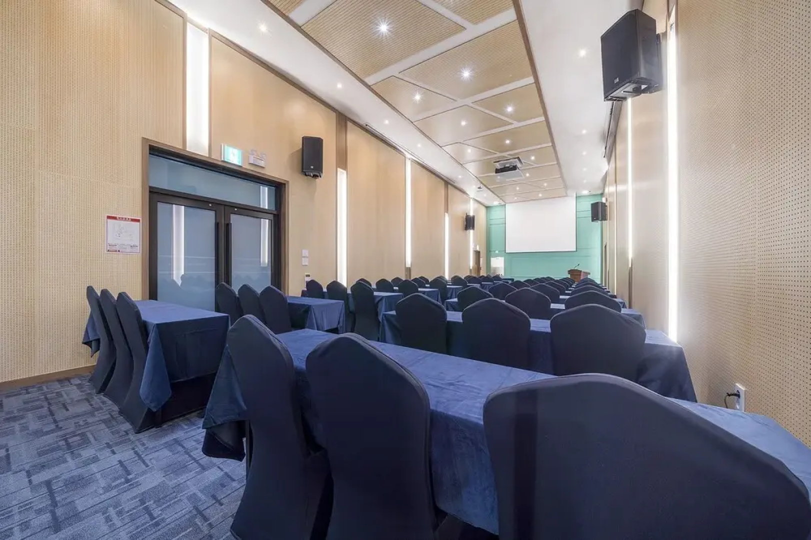 Gangneung Chonpines Ocean Suites Hotel