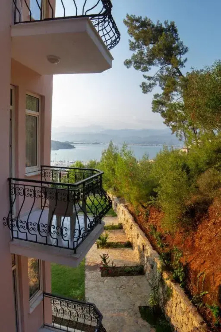 Pembe Kosk Apart Otel