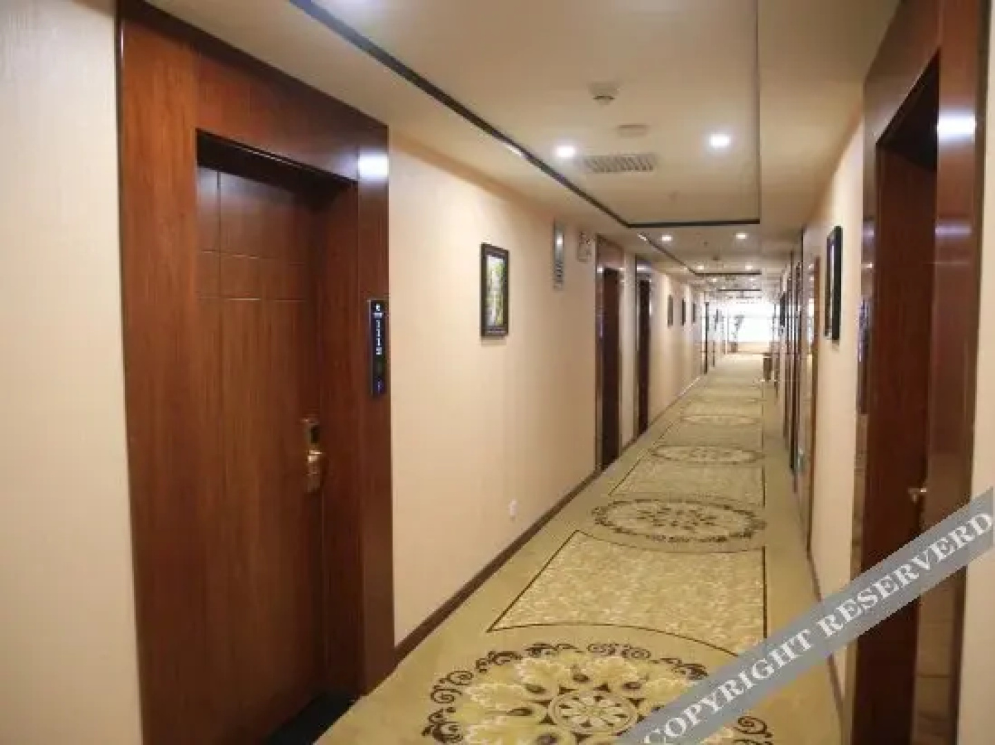 Weiye Hotel