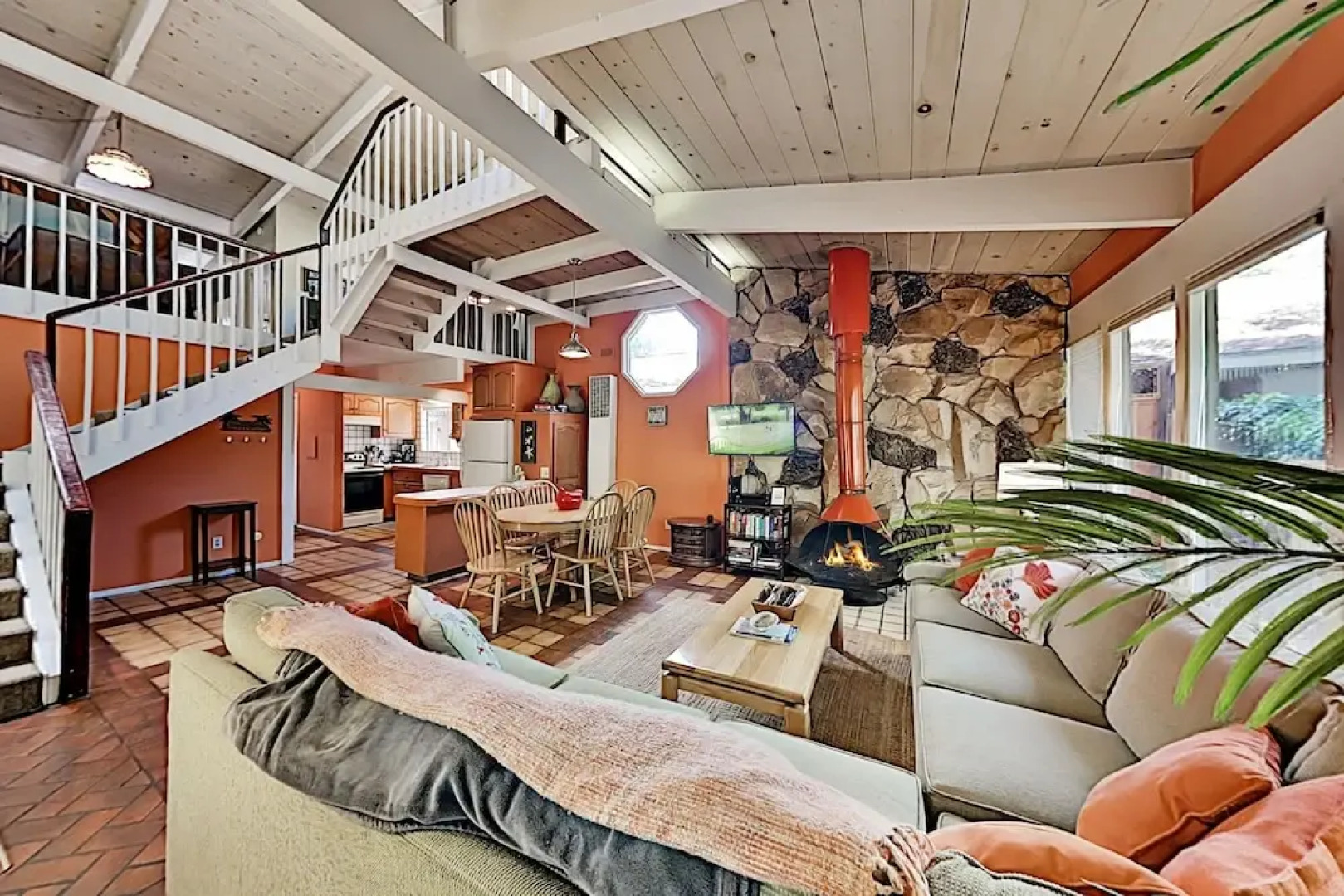 240moose 3 Bedroom Home