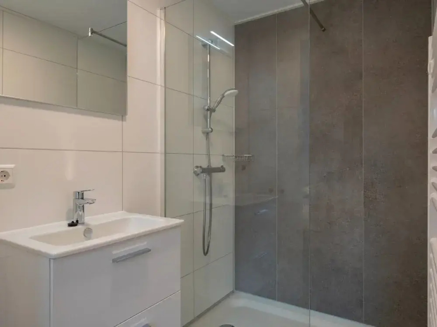 Tiny House in Eindhoven Near Forest Park