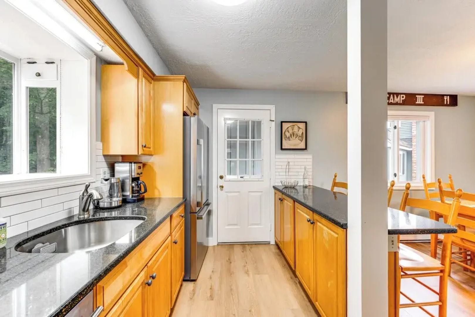 Condo w/ Deck & Grill < 5 Miles to Loon Mountain!