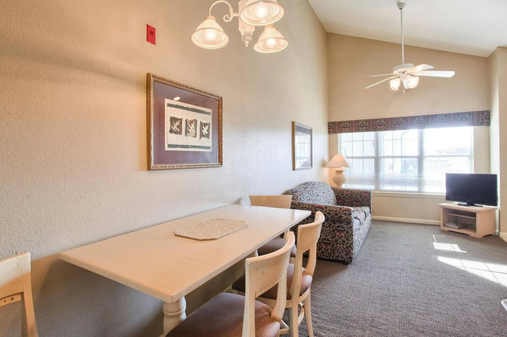 Surrey's Carriage Place Resort