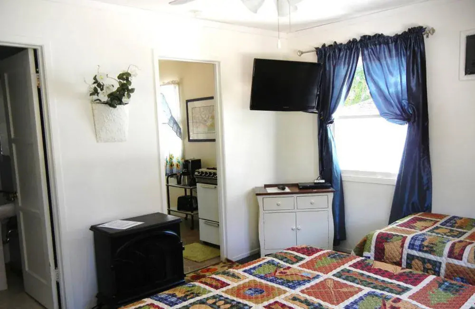 Blue Fish Cove Resort