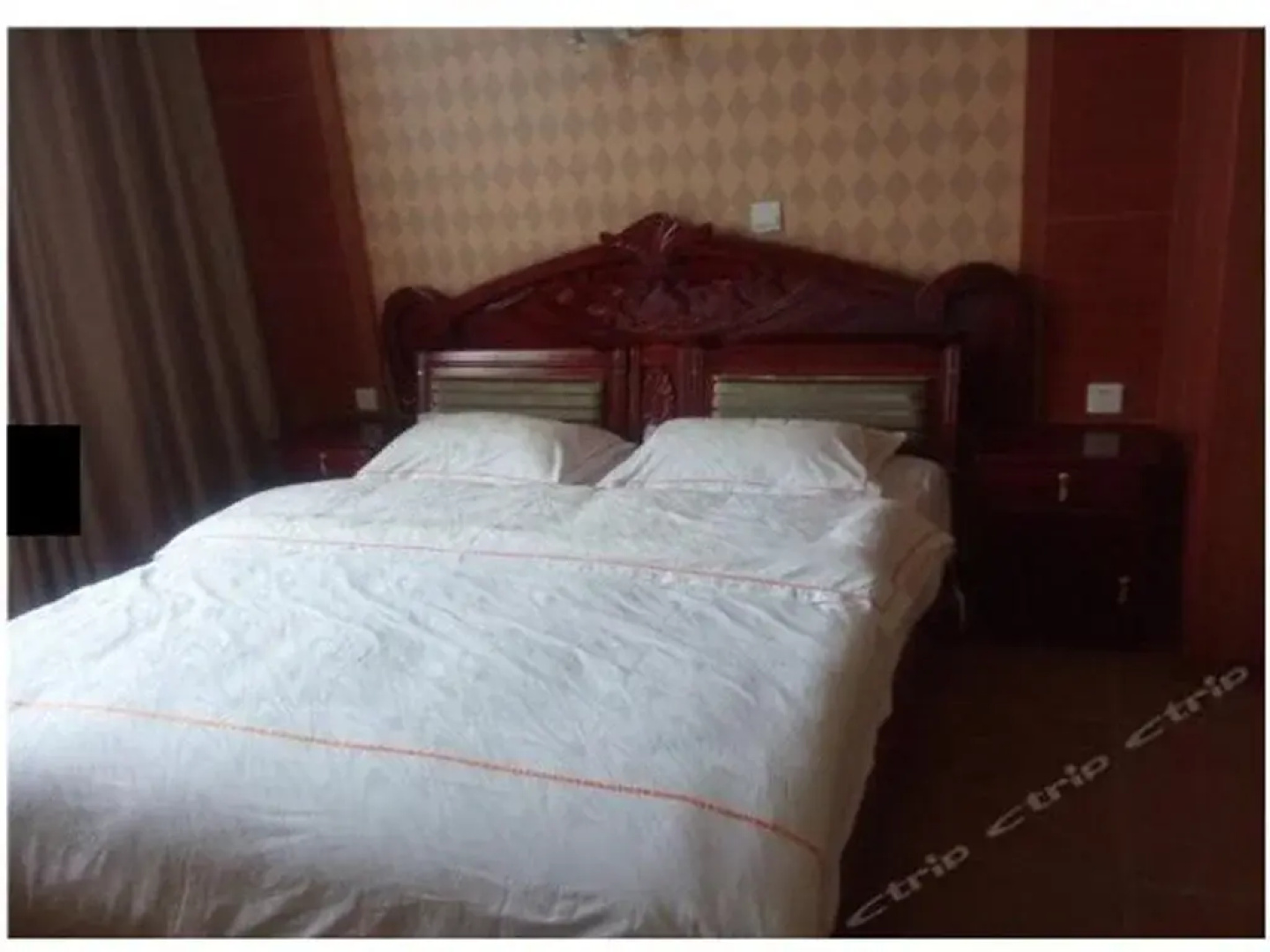 Anxian Longfeng Business Hotel