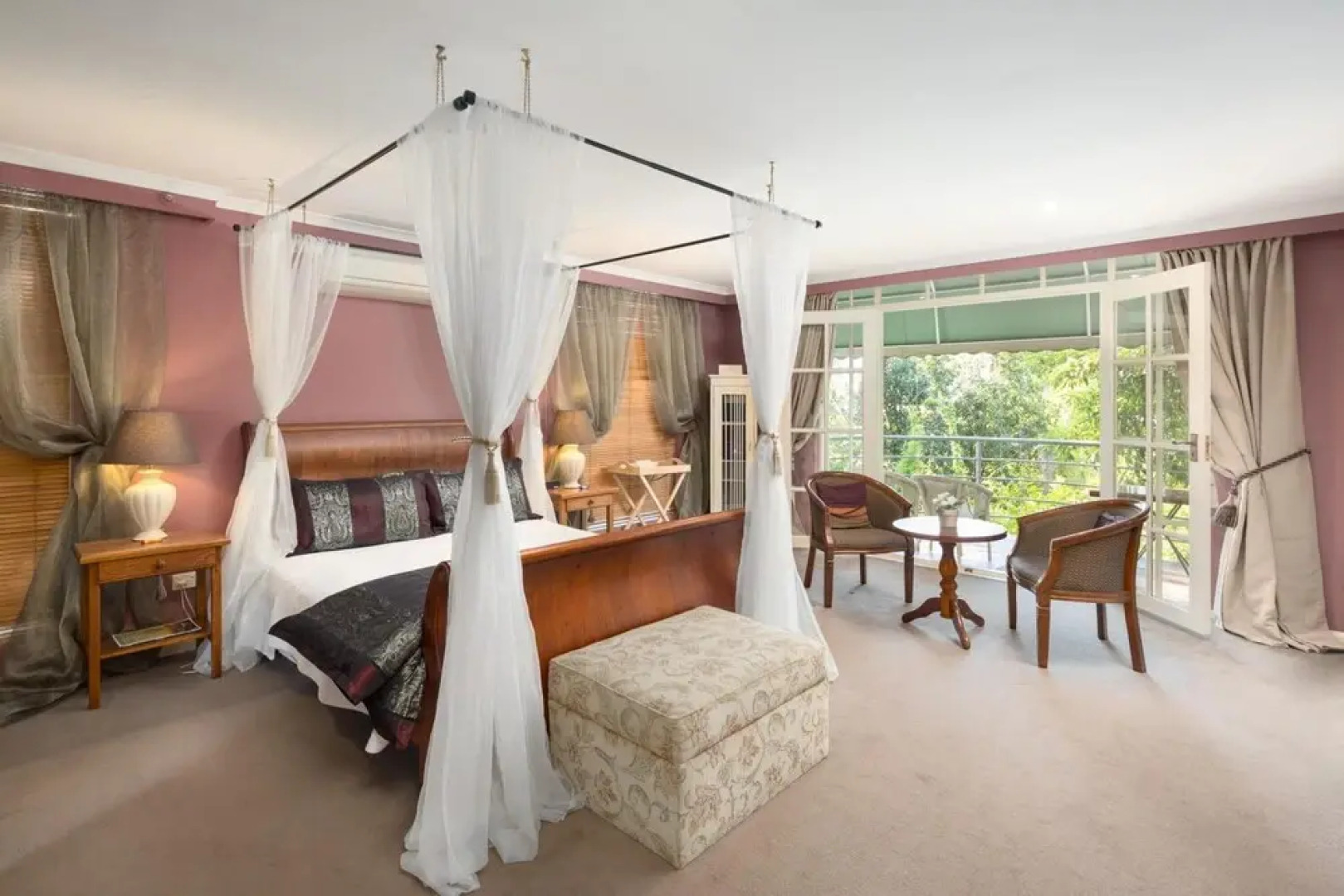 The Castle - Villa by the Sea