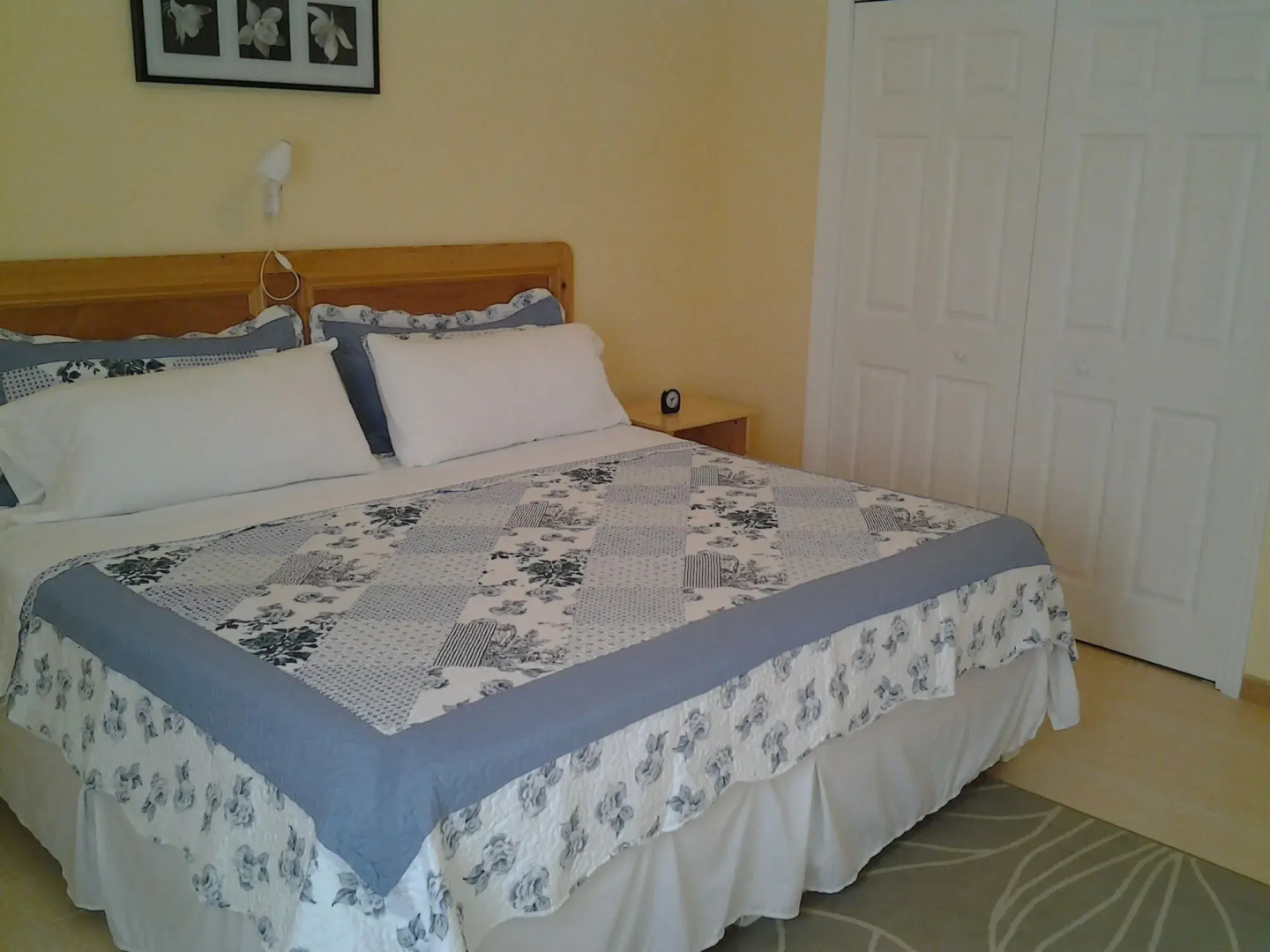 Sir Charles Guest House