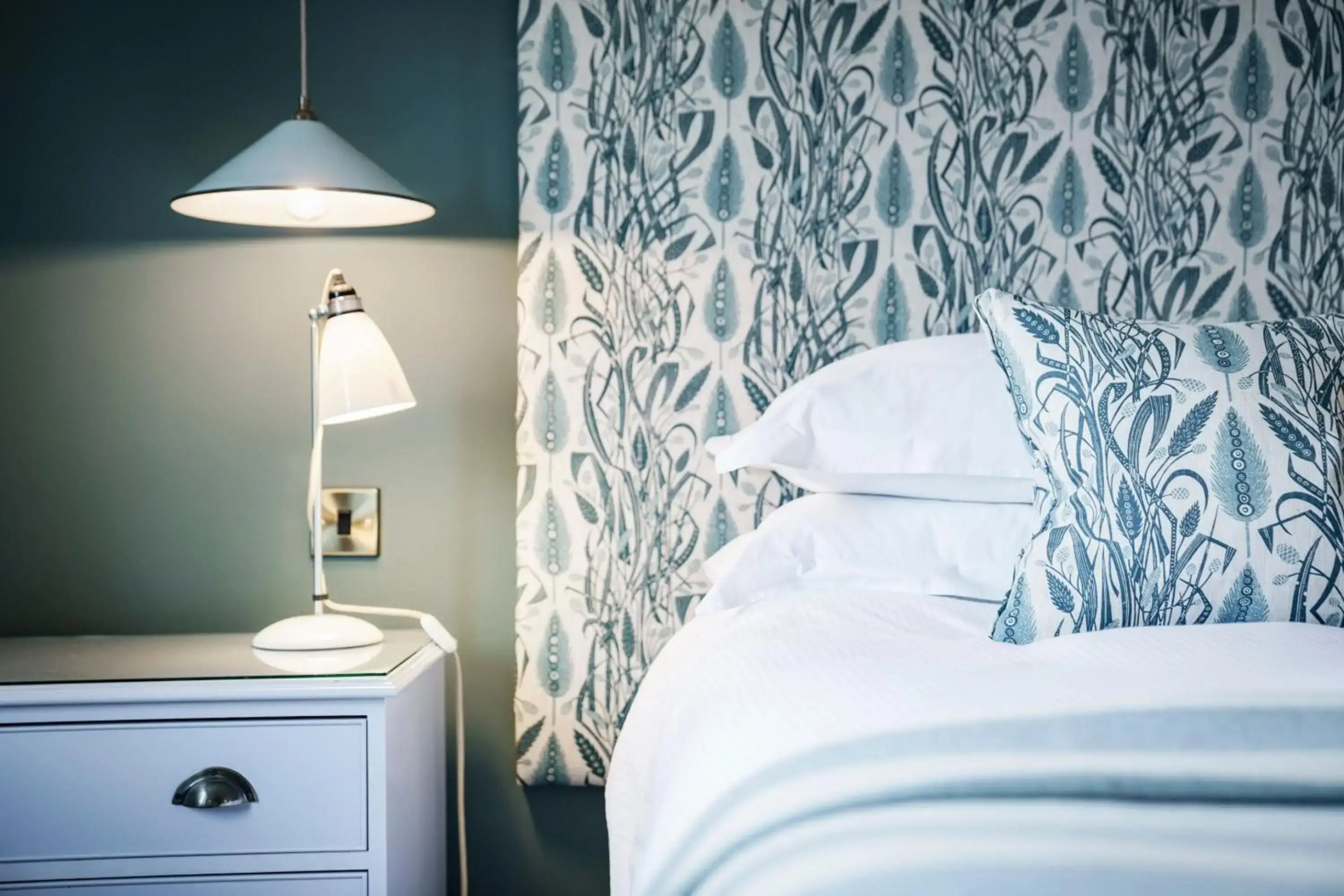 Bear of Rodborough Hotel