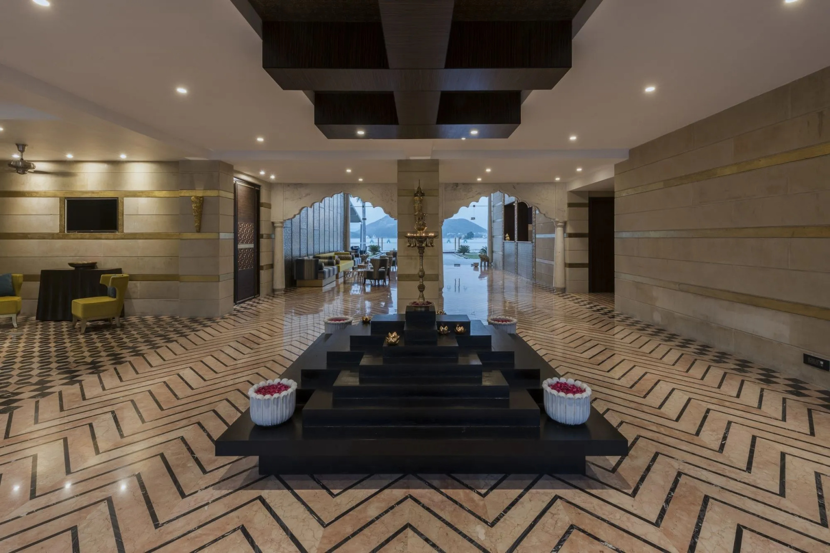 Hotel Lakend