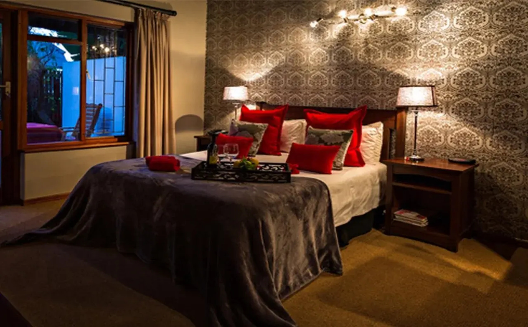 Thatchwood Country Lodge