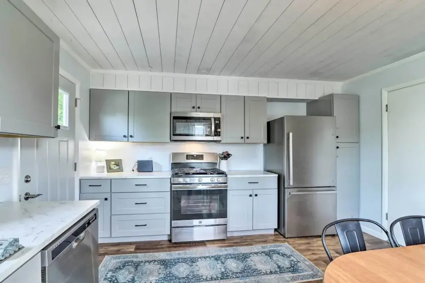 Enchanting Family House w/ Balcony < 3 Mi to Wvu!