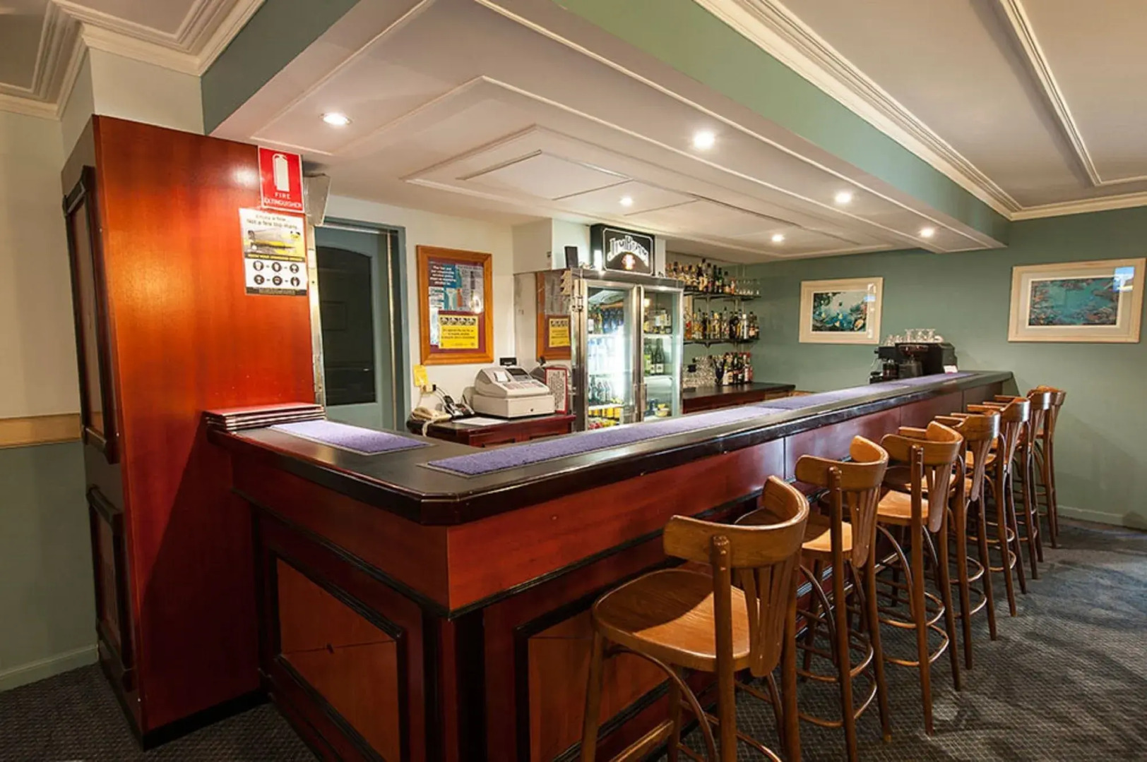 Garden City Motor Inn