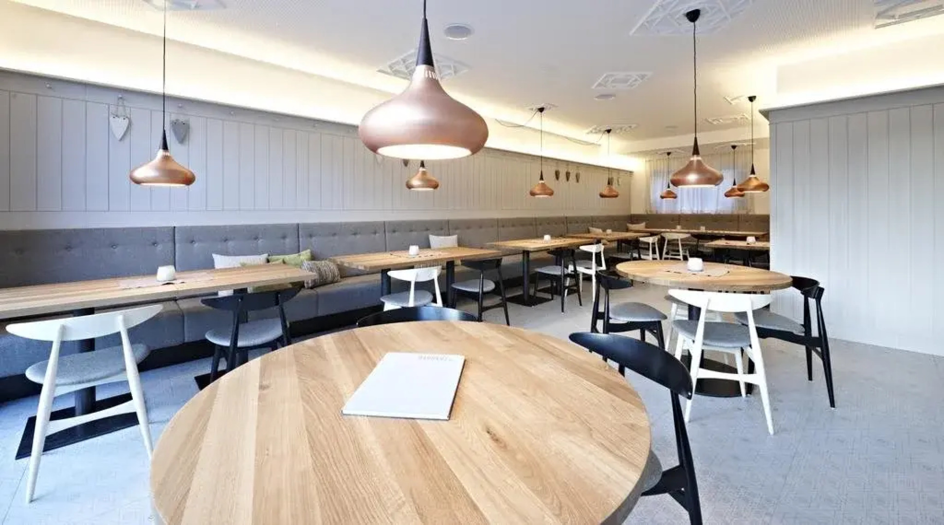 Badhaus - Hotel/Restaurant/Café