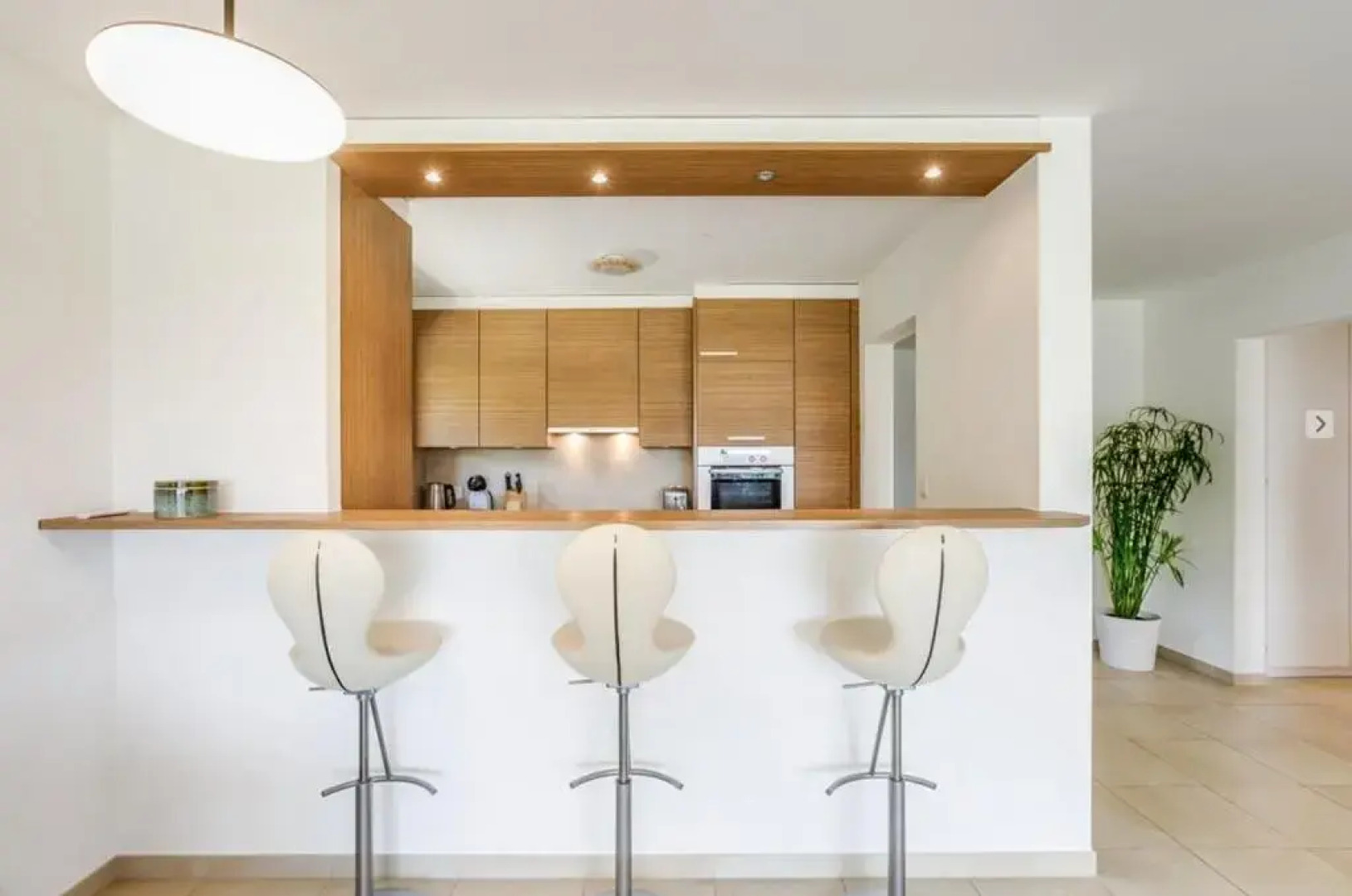 Beautiful and cozy apartment for families with a large garden terrace in Blonay by GuestLee