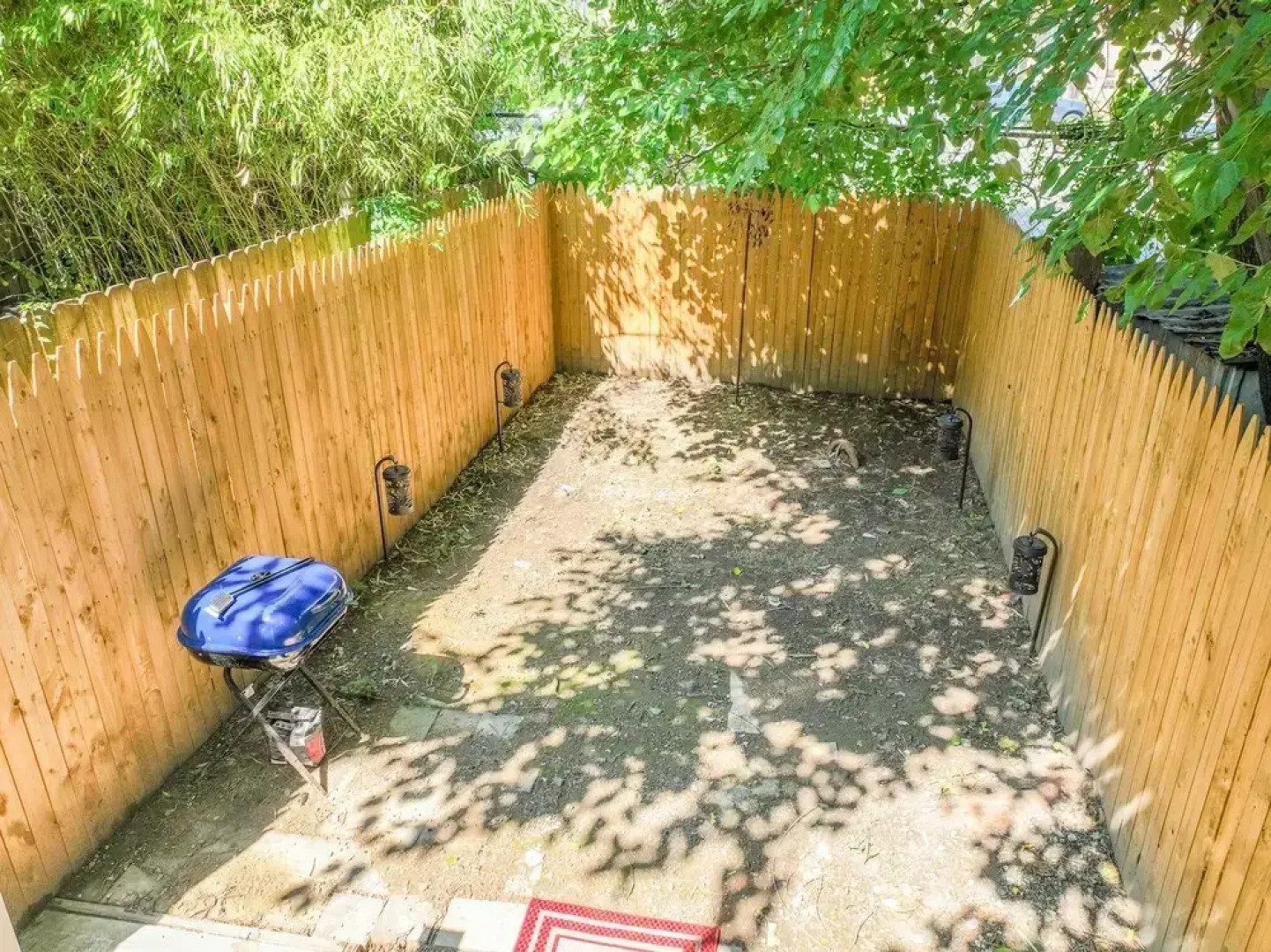 Simon Stays I Urban Oasis