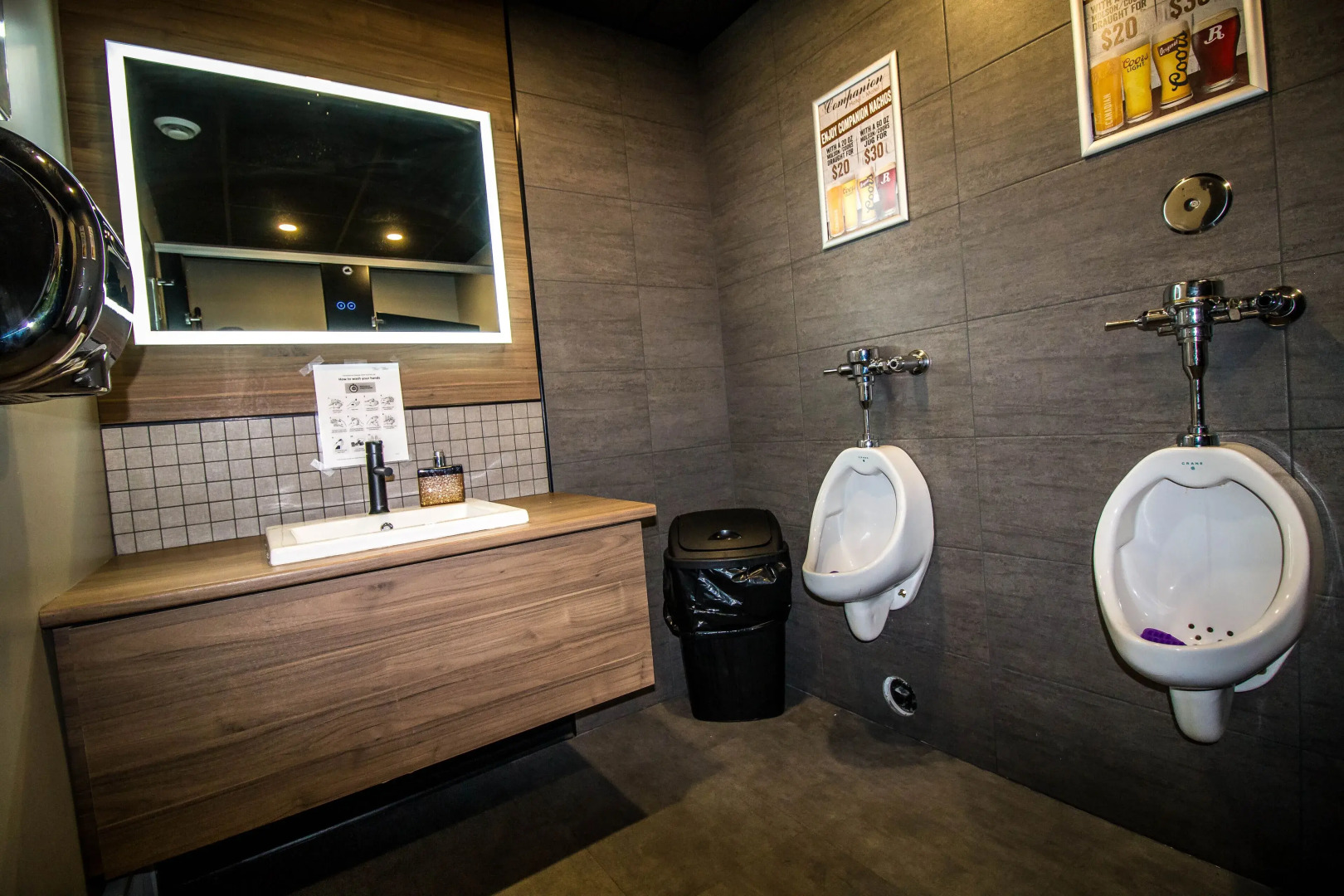 Companion Hotel Motel