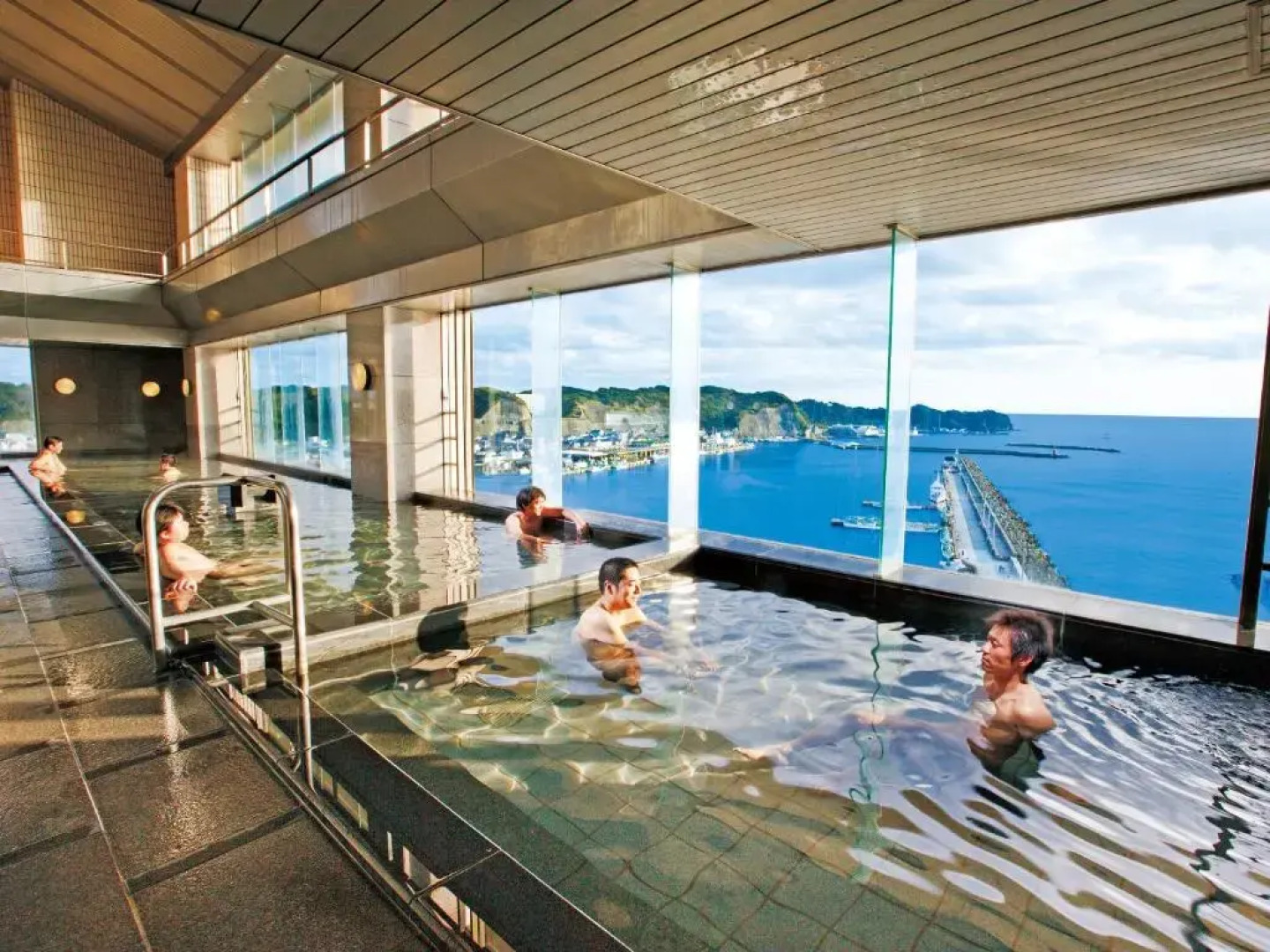 Mikazuki Sea-Park Hotel Katsuura